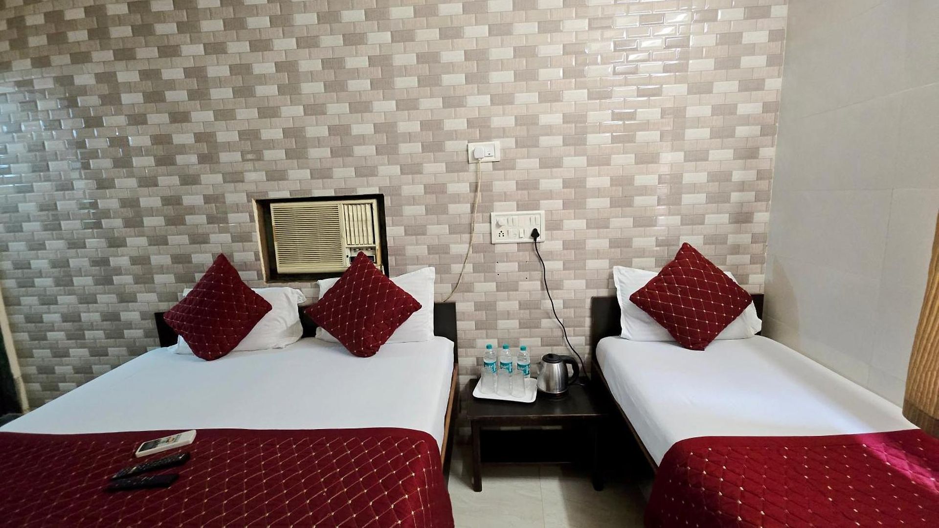 Fabhotel Kamal 2* Mumbai