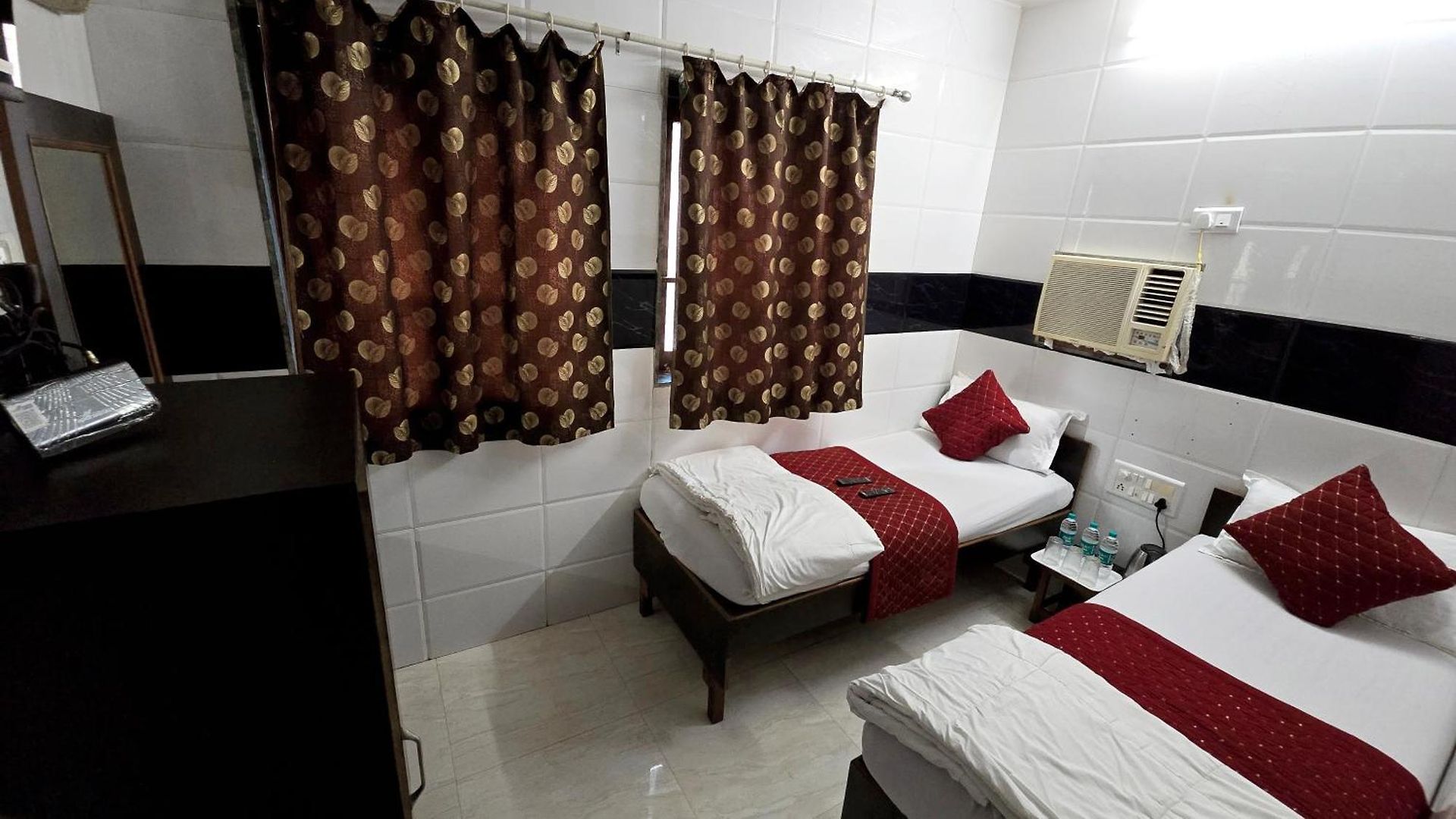 Hotel Fabhotel Kamal 2*