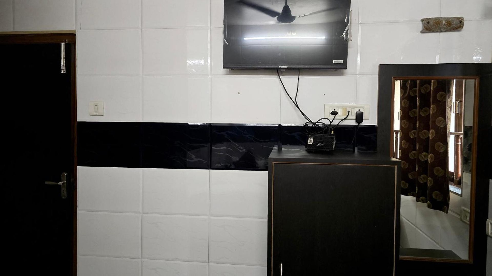Fabhotel Kamal Hotel 2*