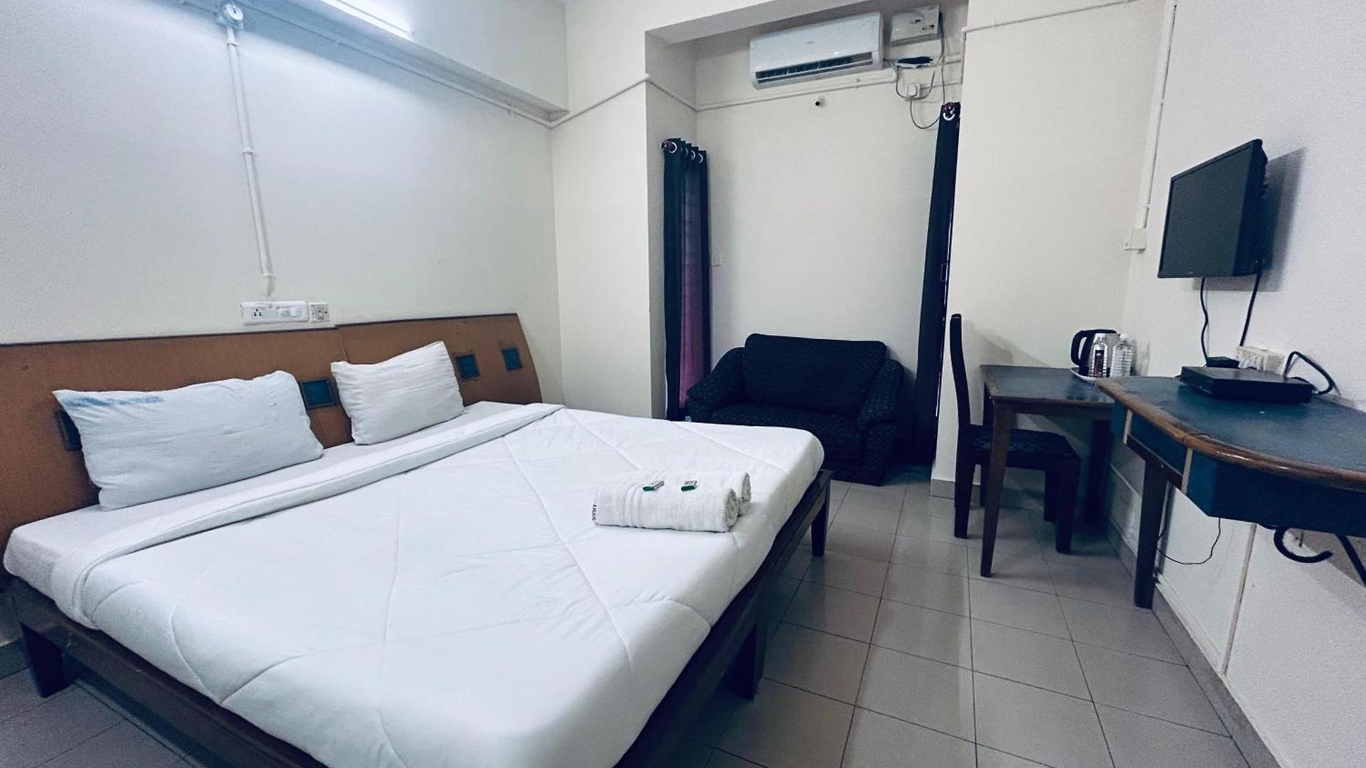 Iham Paradise Hotel