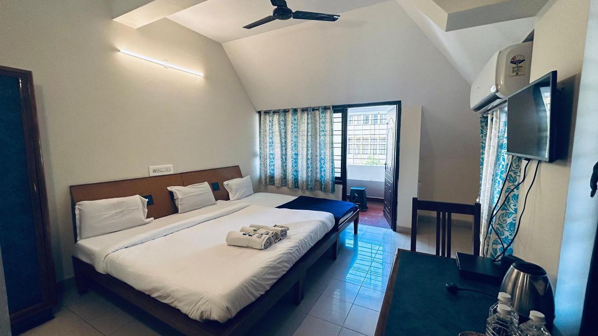 Hotel Iham Paradise