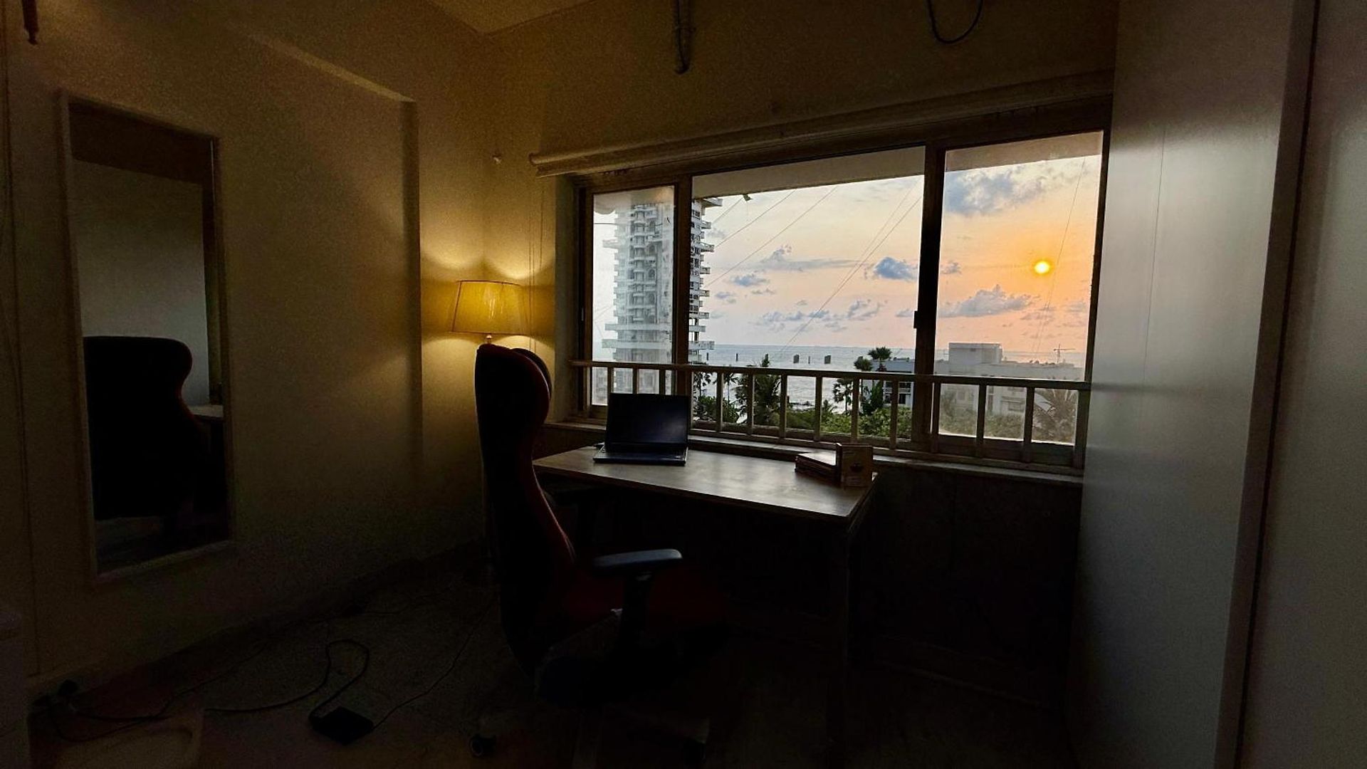 3bk Ocean View Flat Next To Mannat *