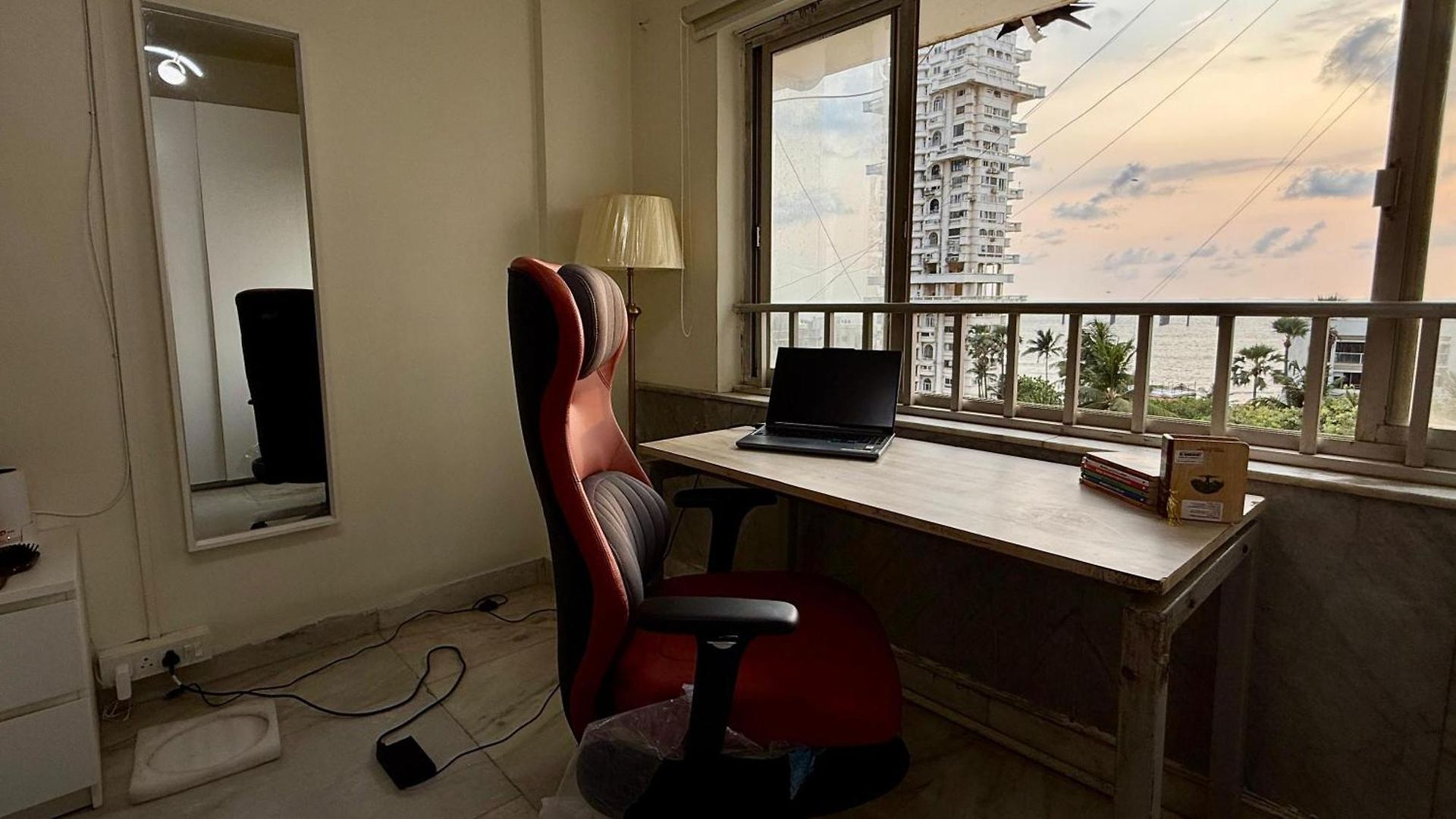 3bk Ocean View Flat Next To Mannat Apartment *