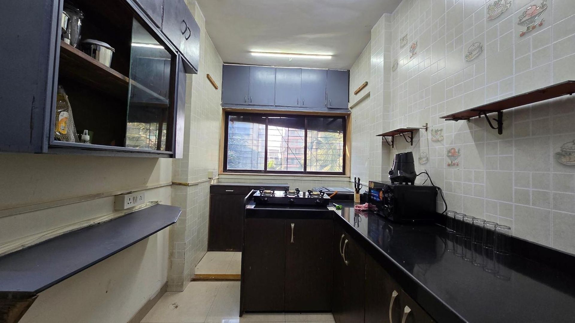 Floral 4bhk Apartment