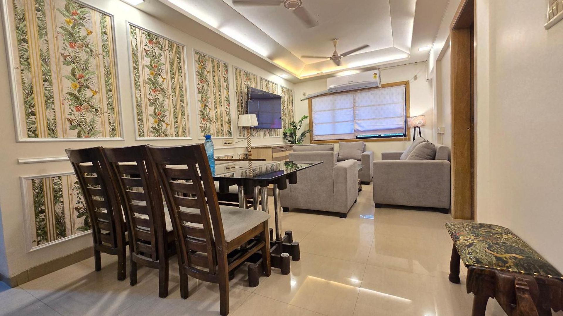 Apartment Floral 4bhk