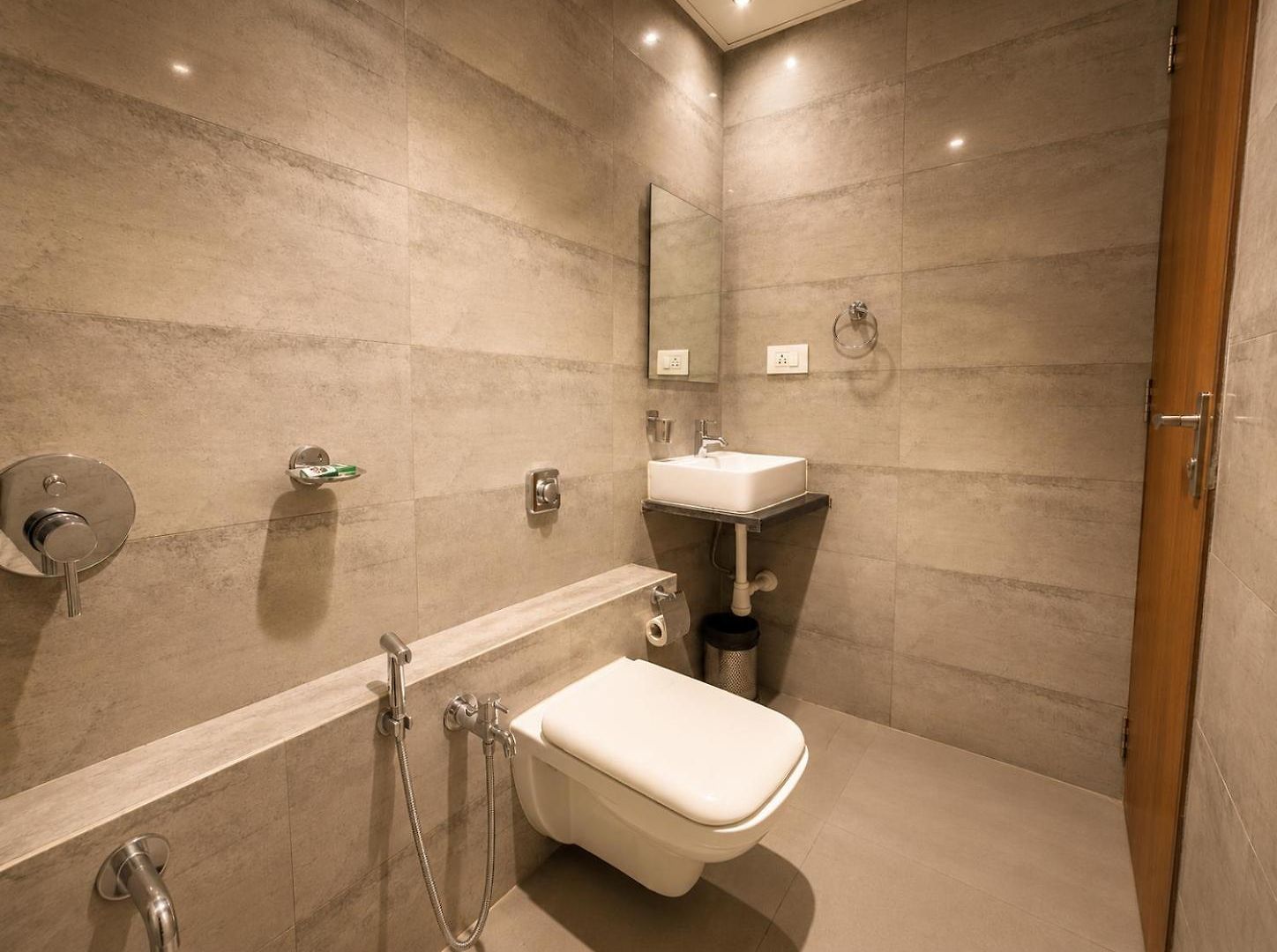 Liwa - Nr Nesco & International Airport Hotel Mumbai