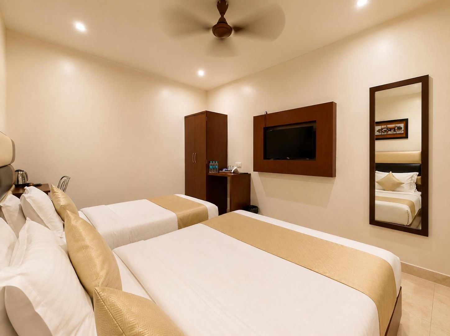 Liwa - Nr Nesco & International Airport 3* Mumbai