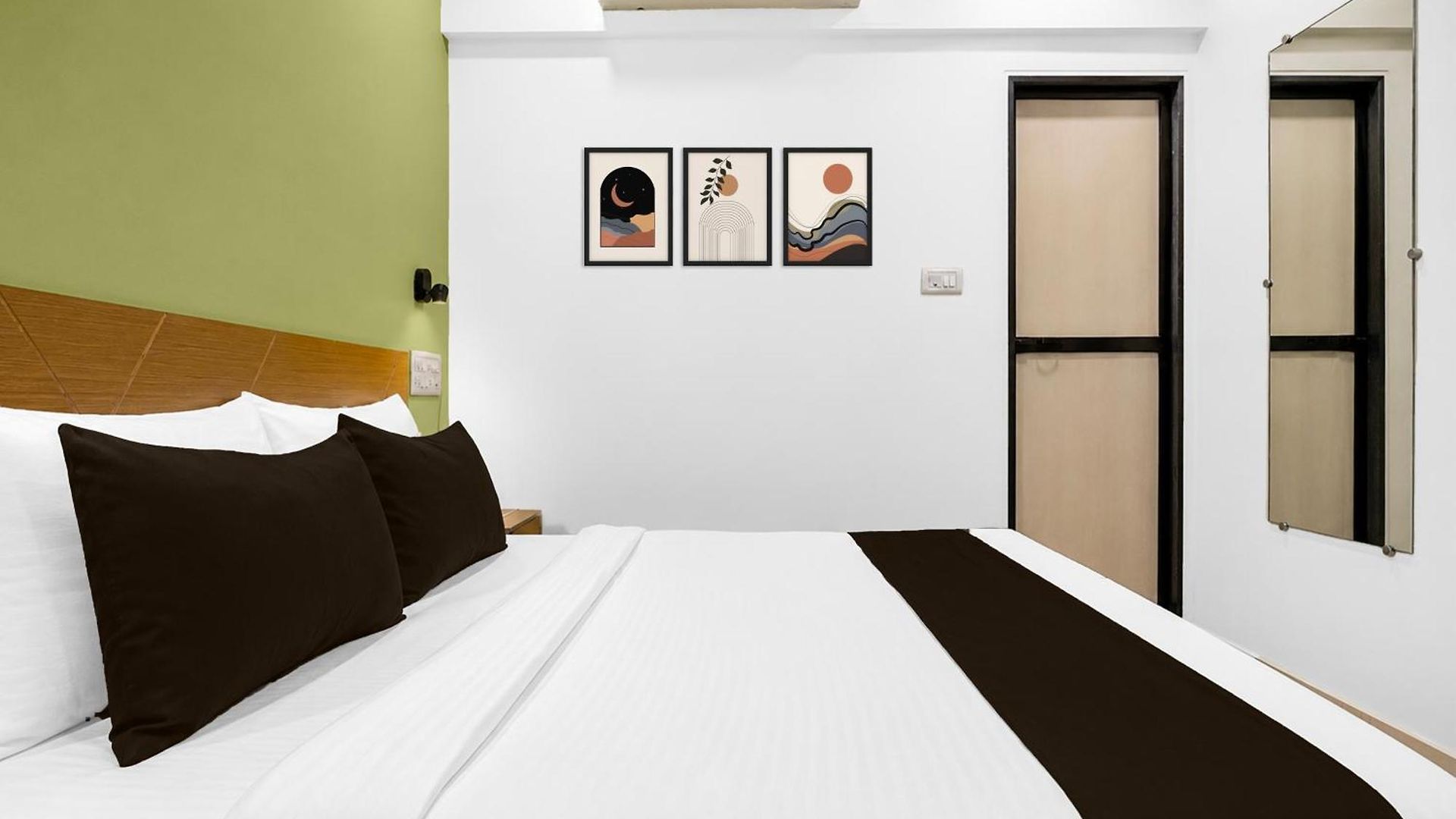 Hotel Collection O Midc Mahape Mumbai Formerly Didar House 3*