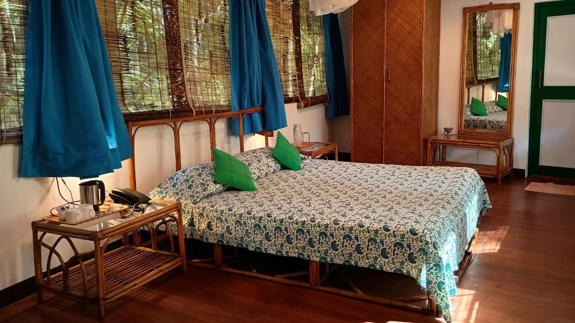 Manoribel Hotel
