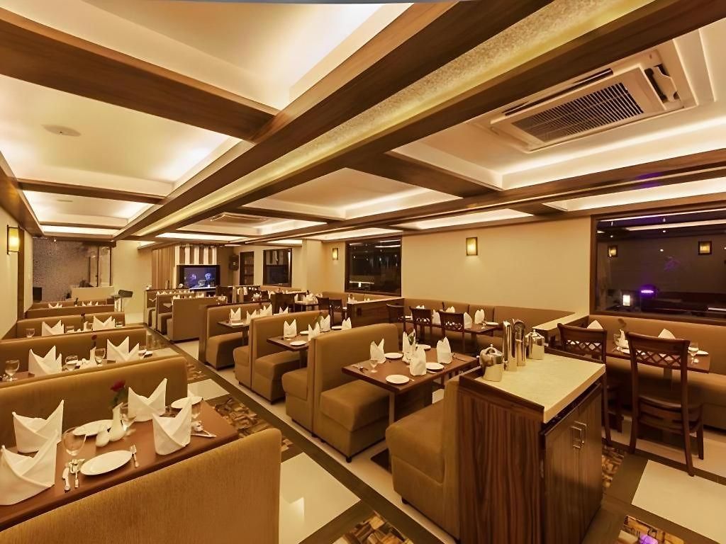 Anantha Executive Hotel