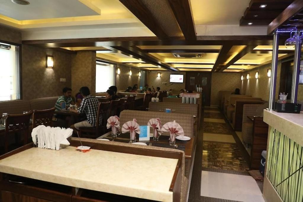 Hotel Anantha Executive