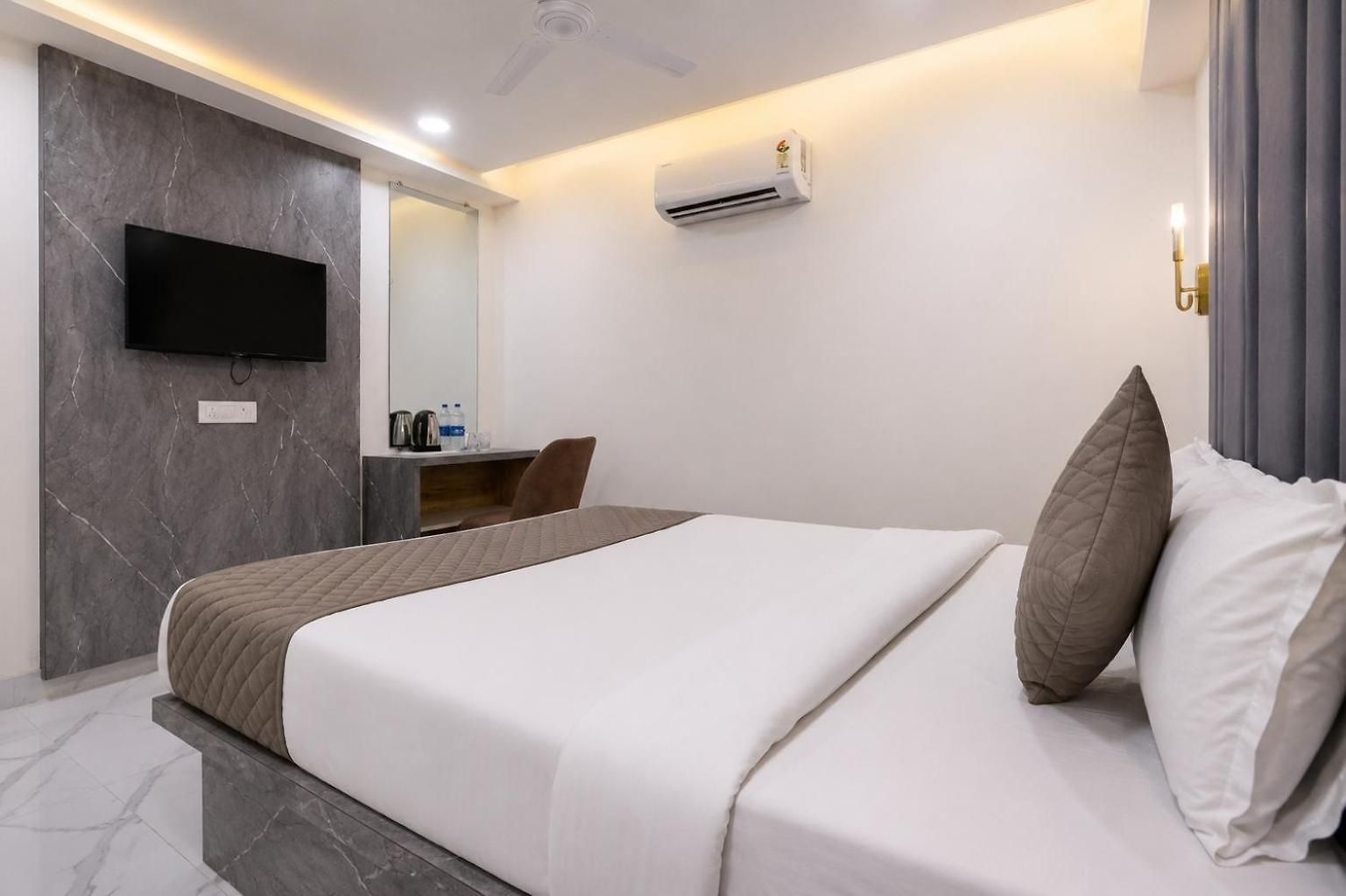 Hotel Byland International Andheri Mumbai
