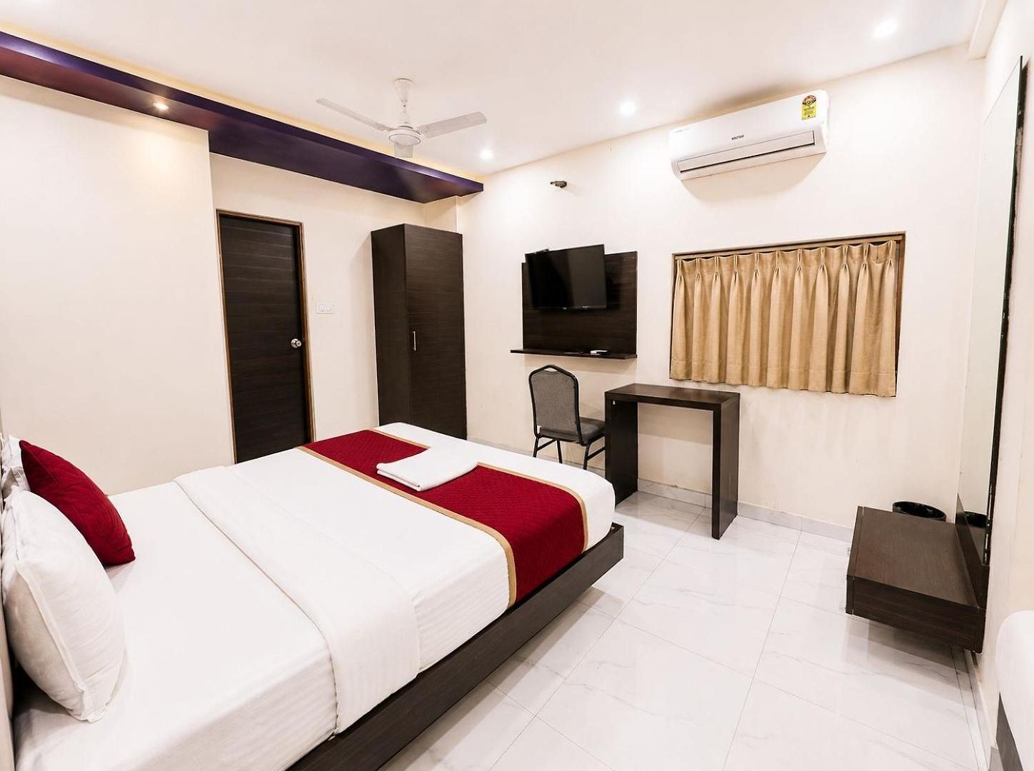 Bkc Palace Kurla Hotel 3*