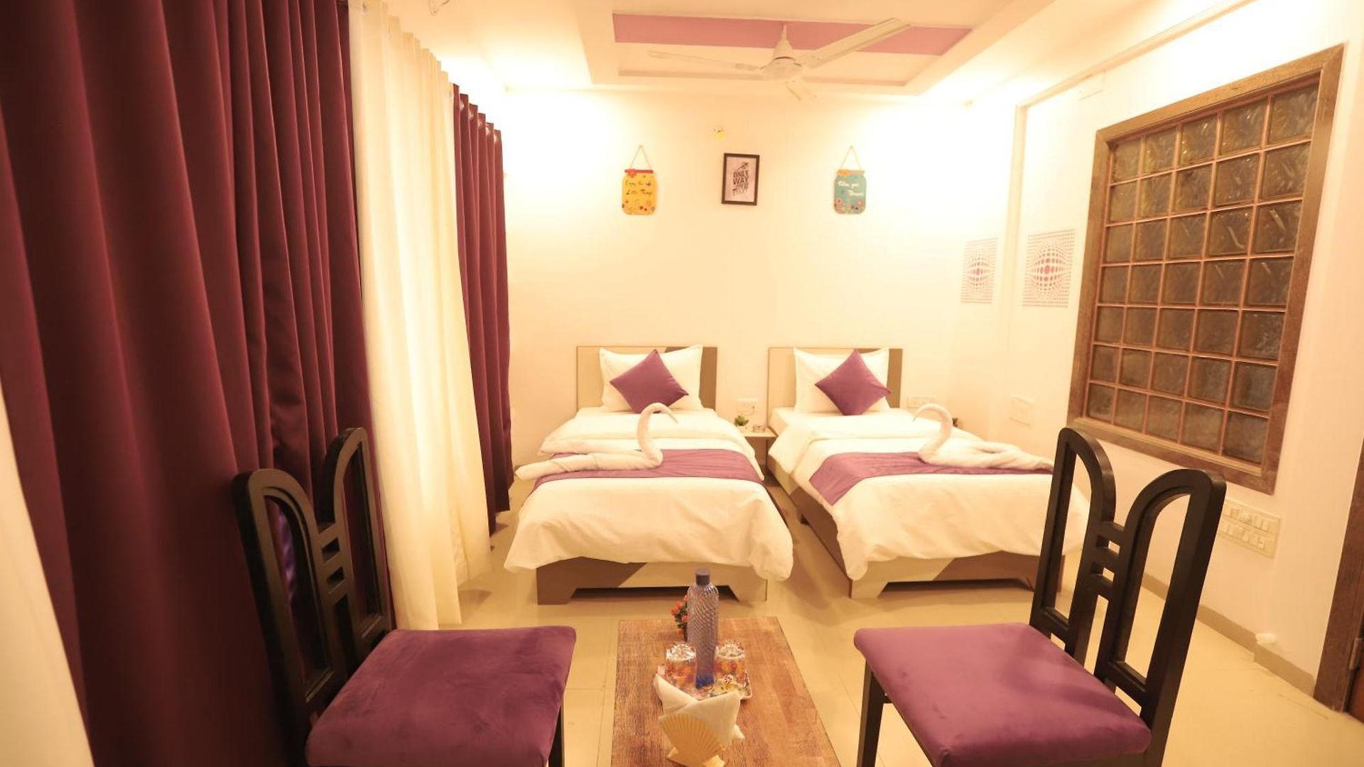 Bed & Breakfast Dev Shelters Goregaon West Surya Bangalow