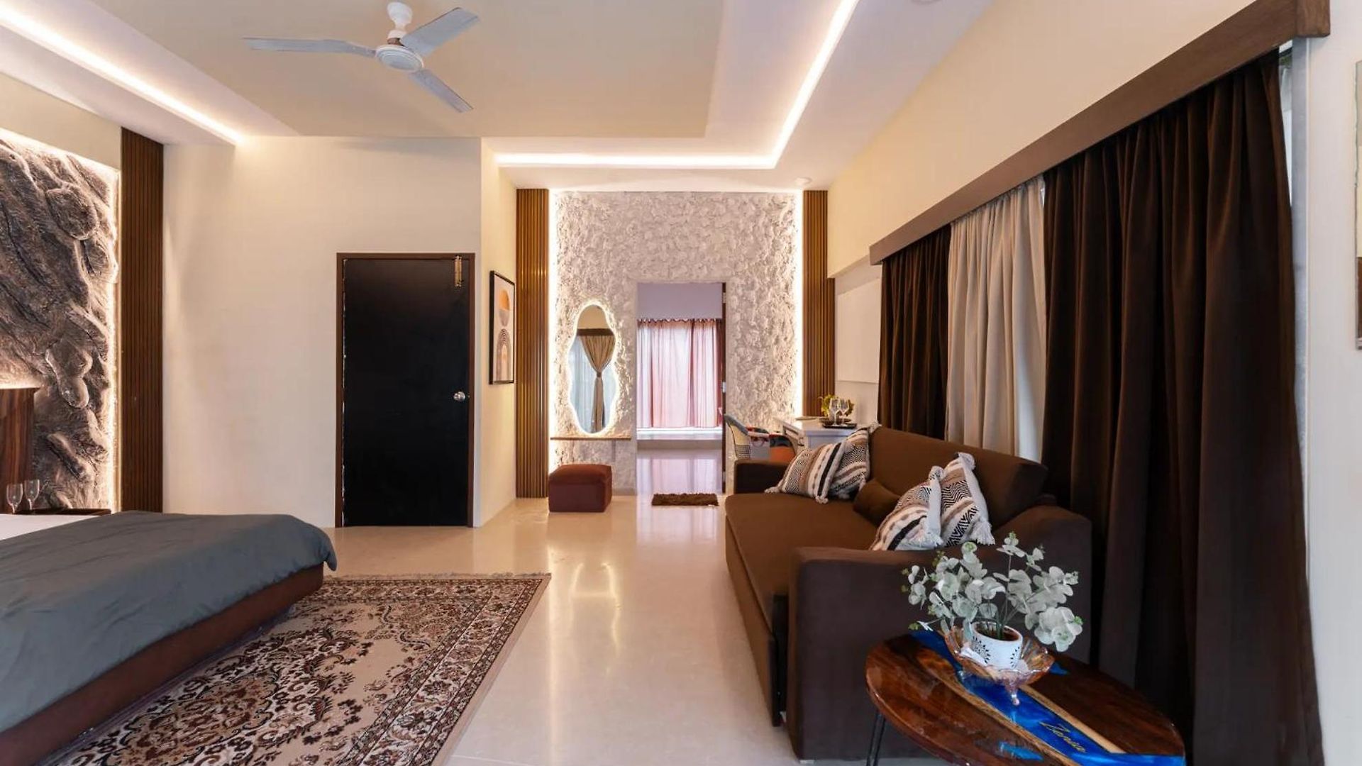Whispering Stones 4bhk Modern Spacez With Indoor Bar Villa *