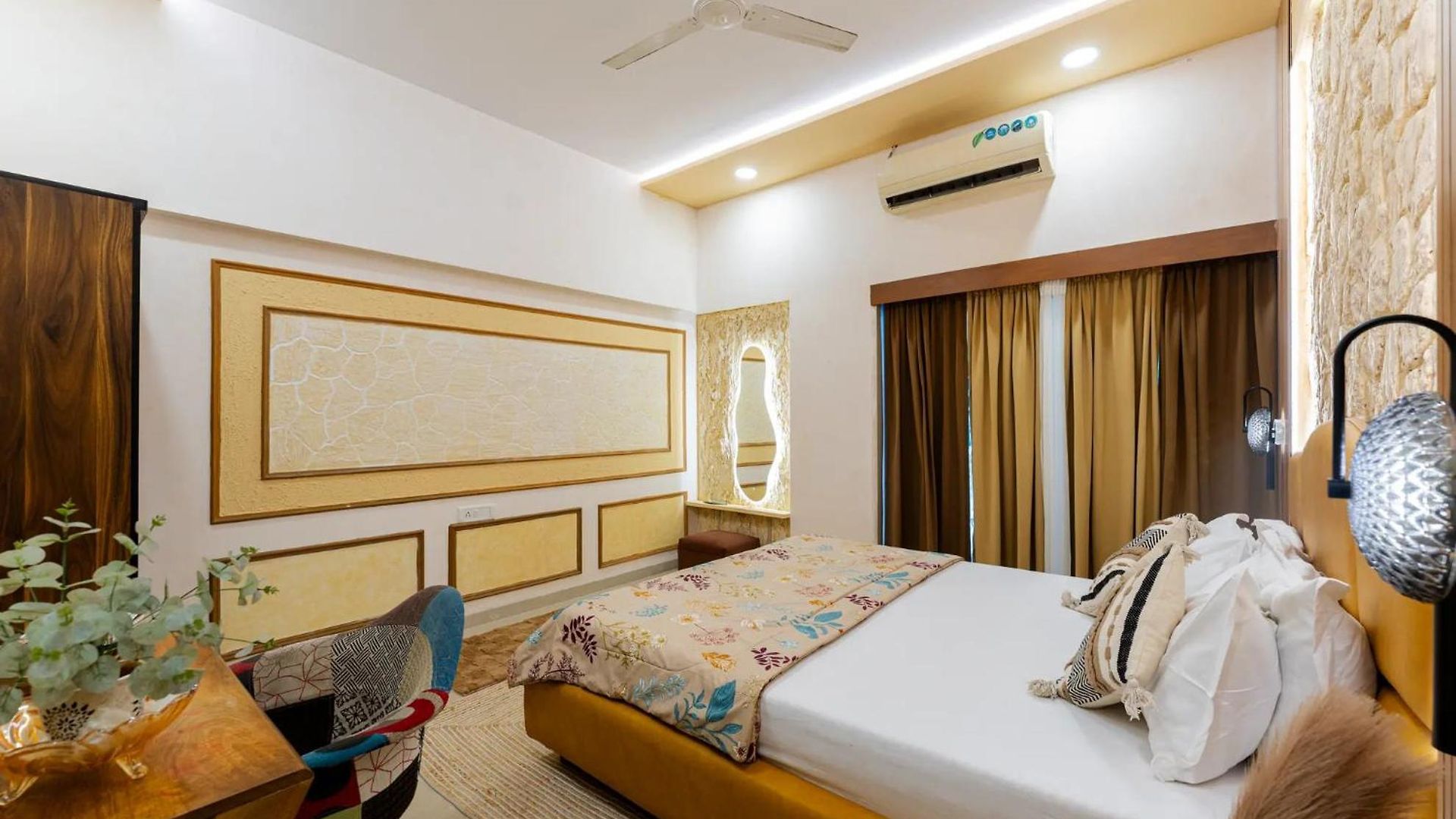 Whispering Stones 4bhk Modern Spacez With Indoor Bar Villa *