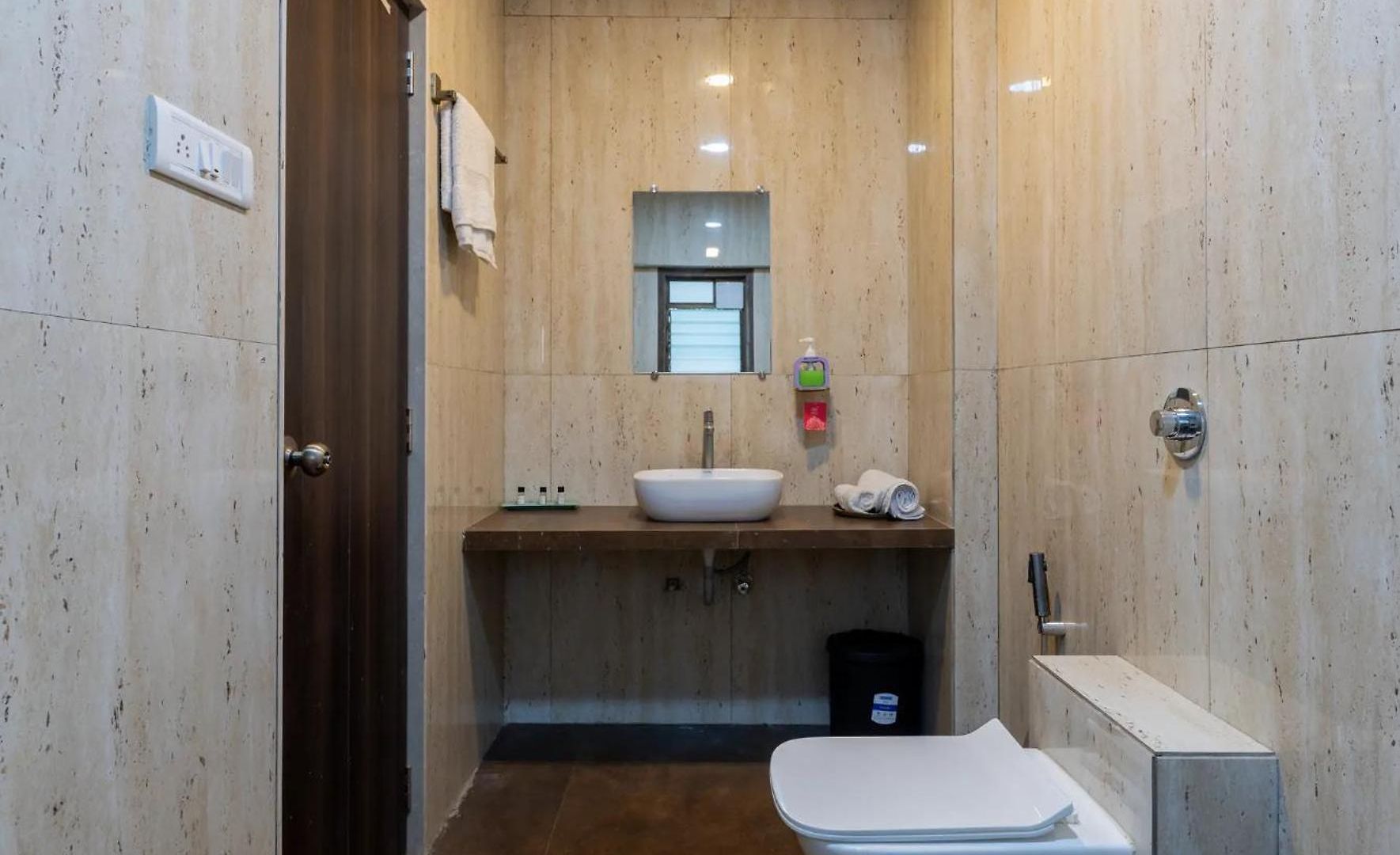 Whispering Stones 4bhk Modern Spacez With Indoor Bar Villa Mumbai