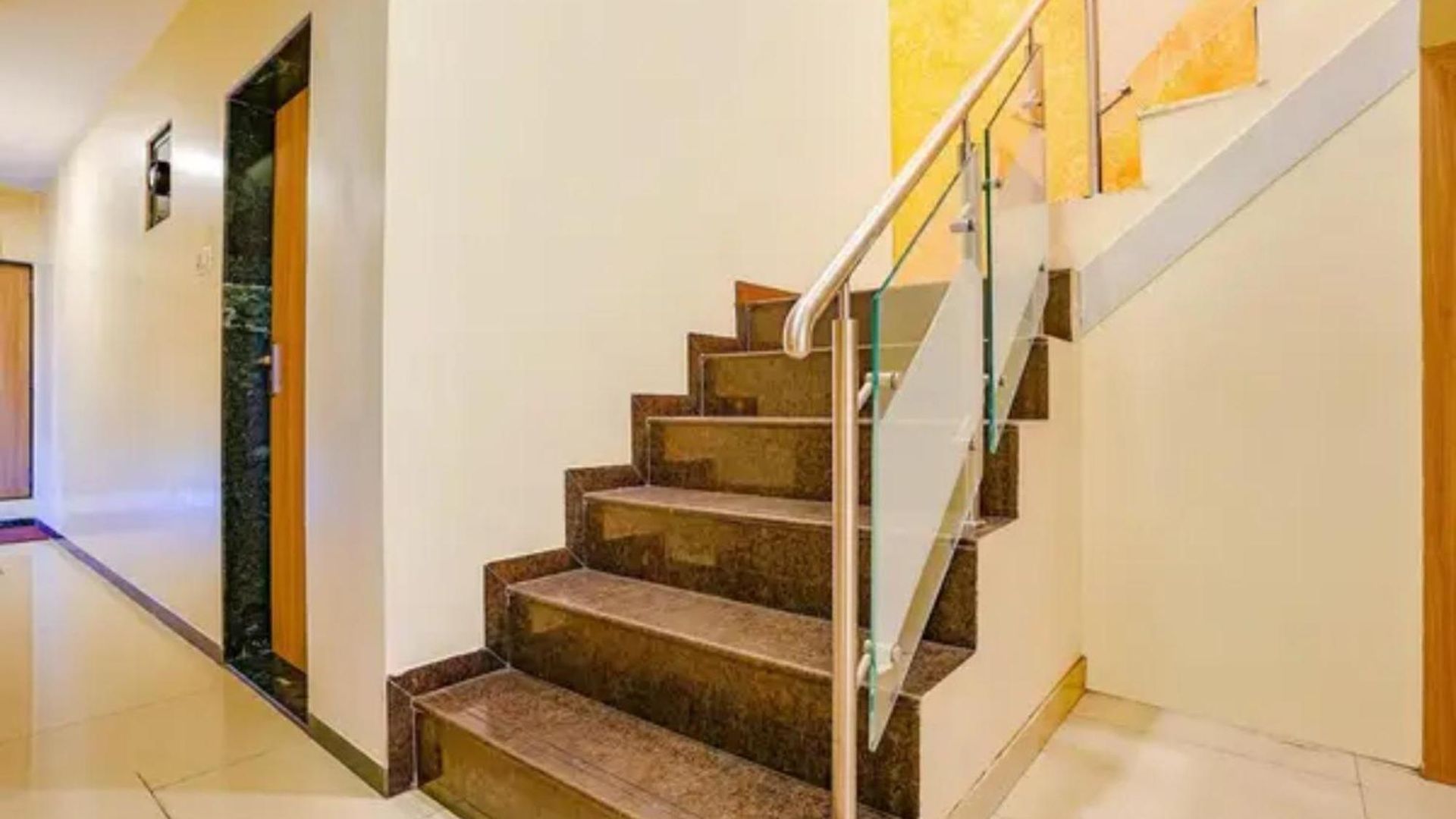Fabexpress Prakash 3* Mumbai