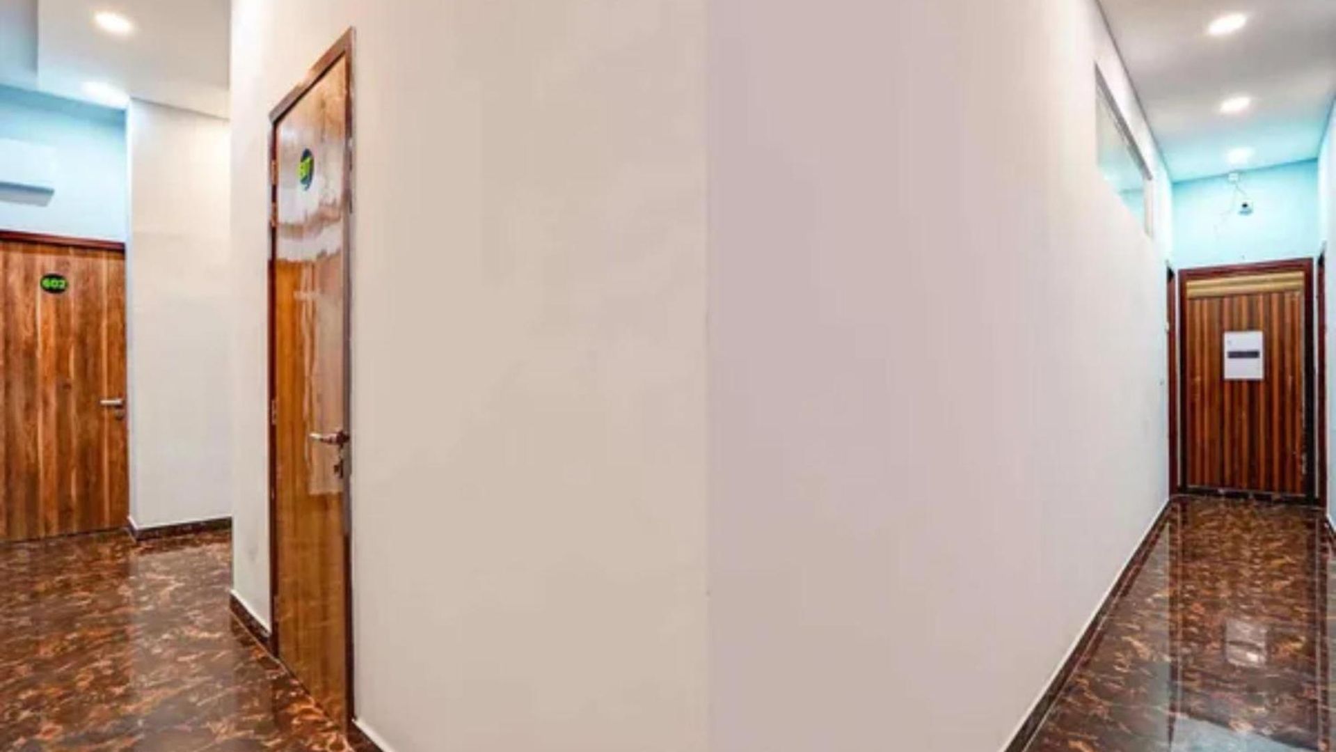 Fabhotel Freedom Star 4*