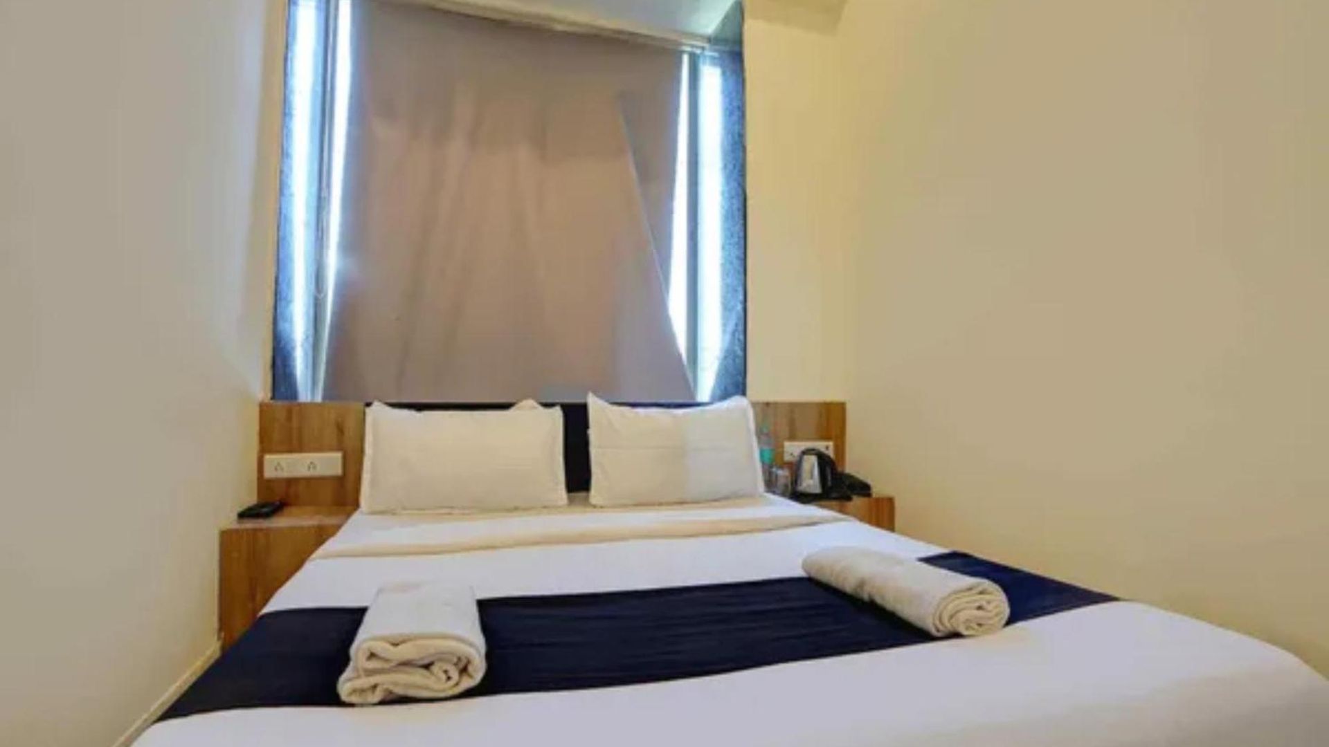 Fabhotel Freedom Star Mumbai