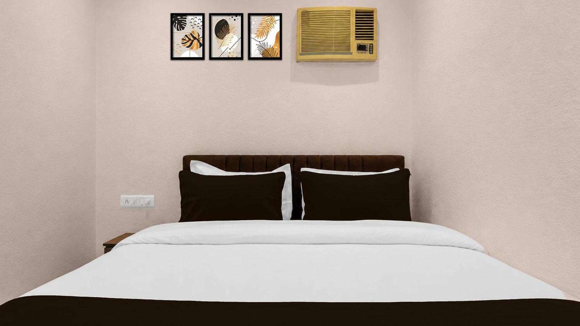 Hotel Collection O Santacruz Metro Station Formerly Mkn House 3*