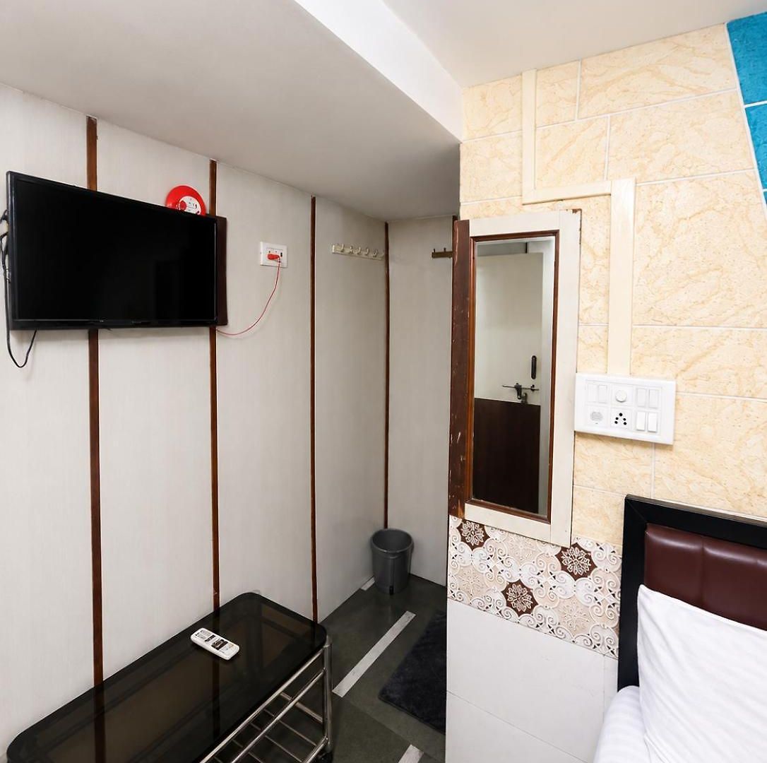 Shalimar Capsule hotel *