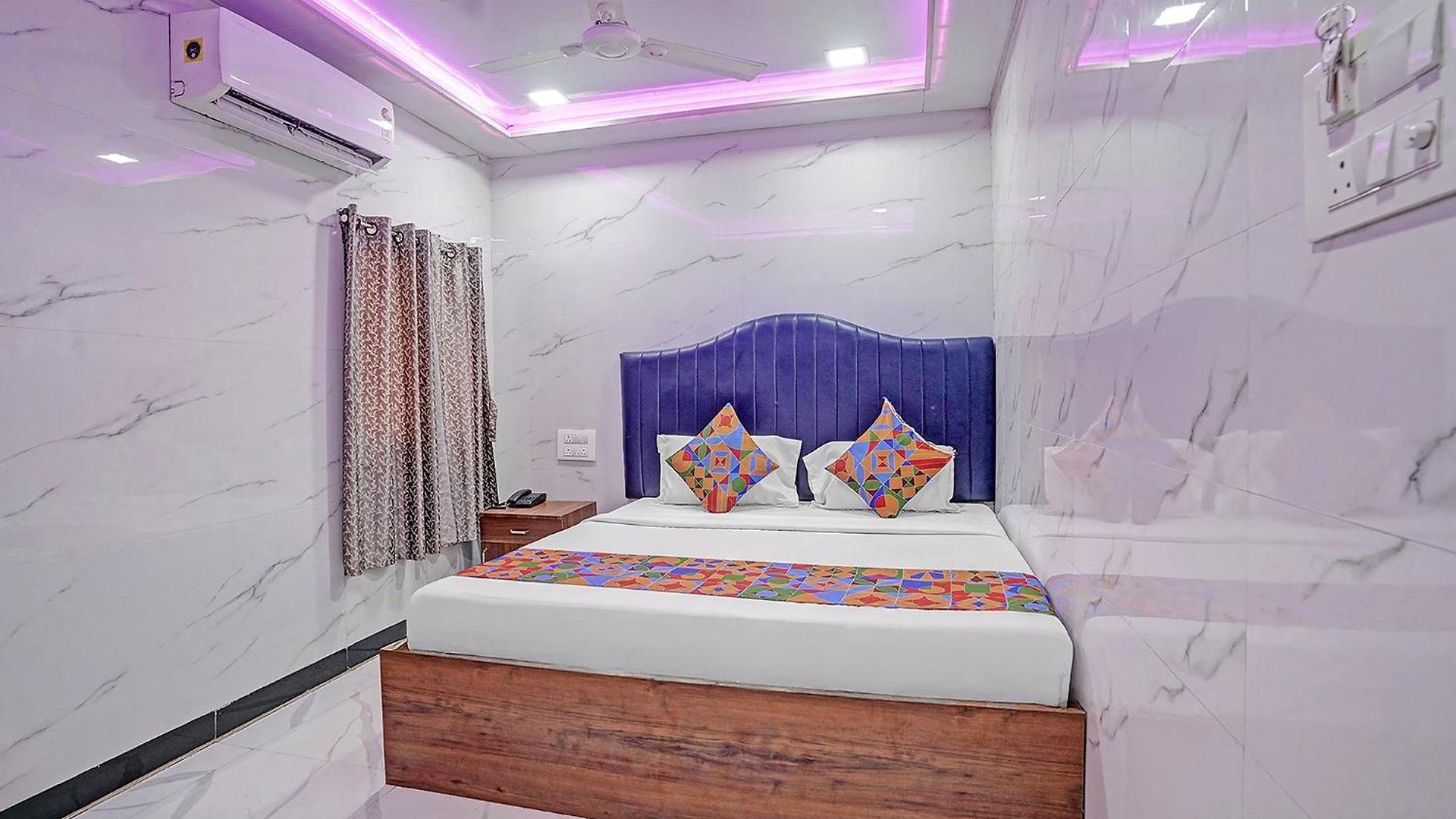 Guest house Via Sr Residency Mumbai