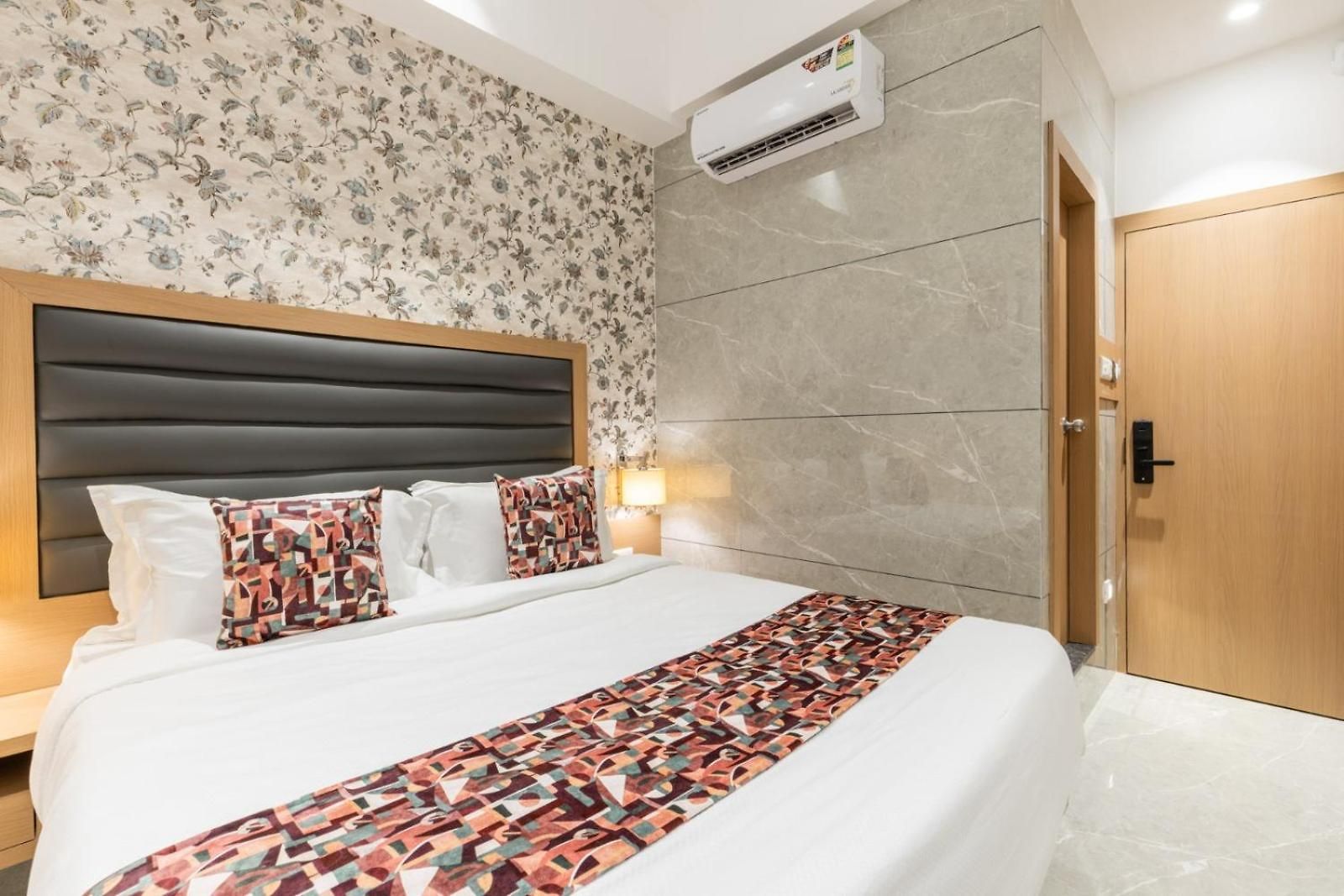 Stellos Hotel