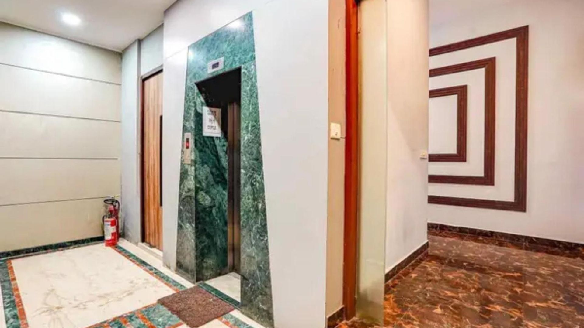 Fabhotel Freedom Star 4*