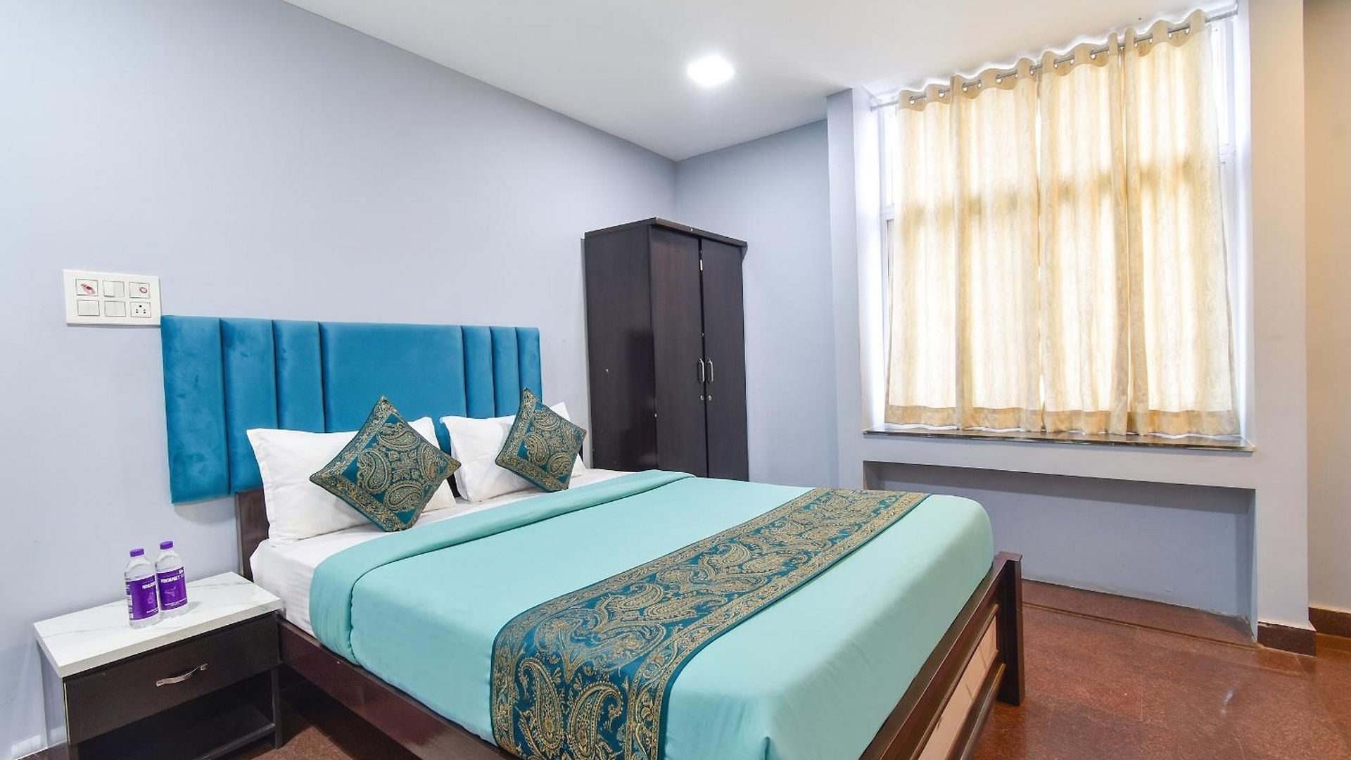Fabhotel Silver Oak 3* Mumbai