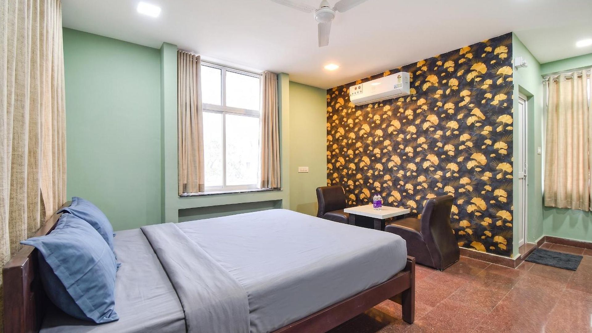 Hotel Fabhotel Silver Oak Mumbai