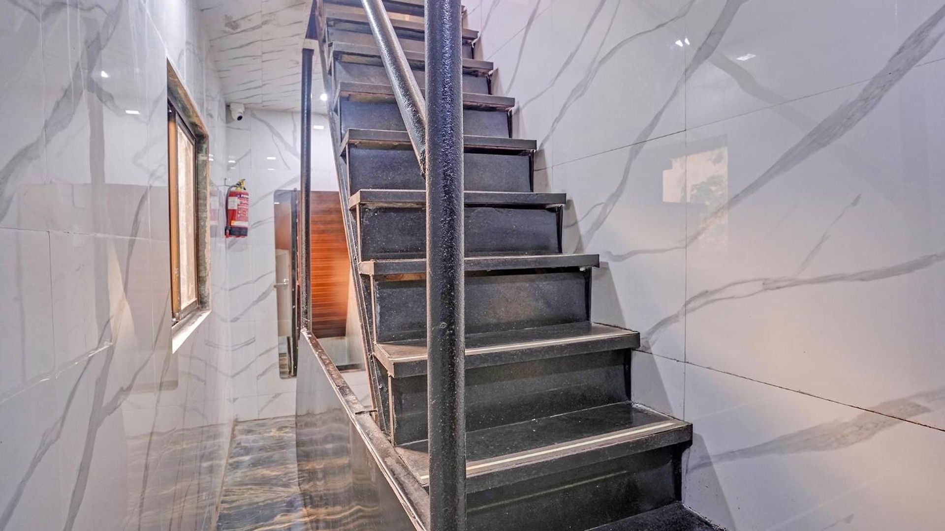 Via Sr Residency Guest house Mumbai