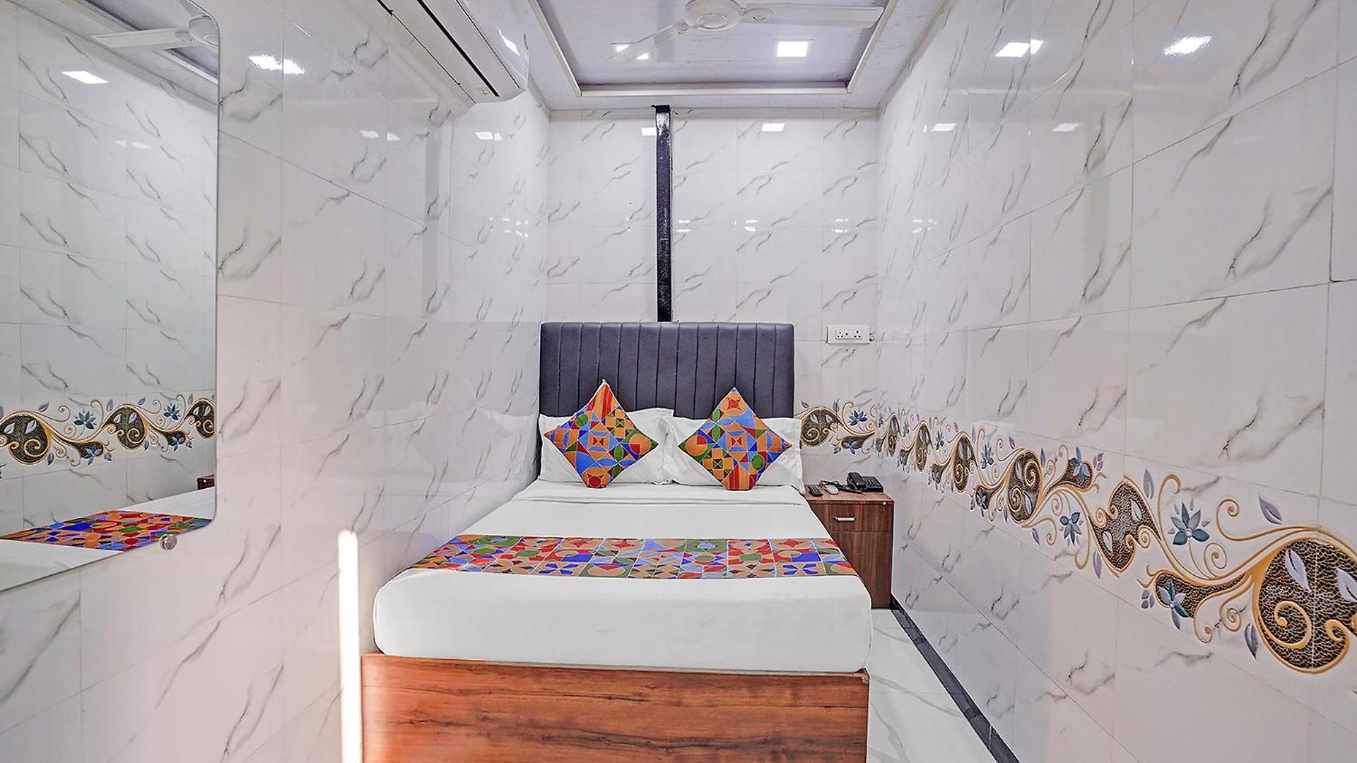 Guest house Via Sr Residency 4*