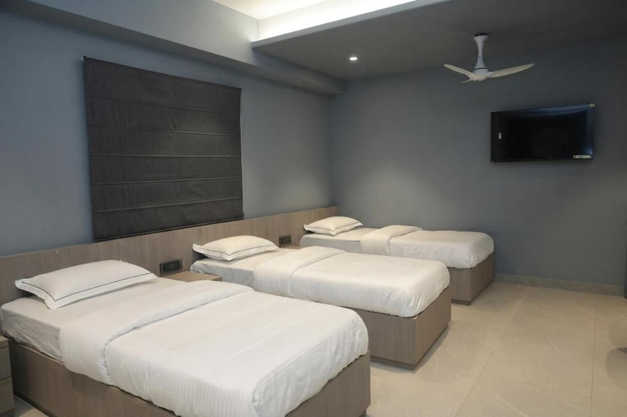Fabhotels Cevo Hotel