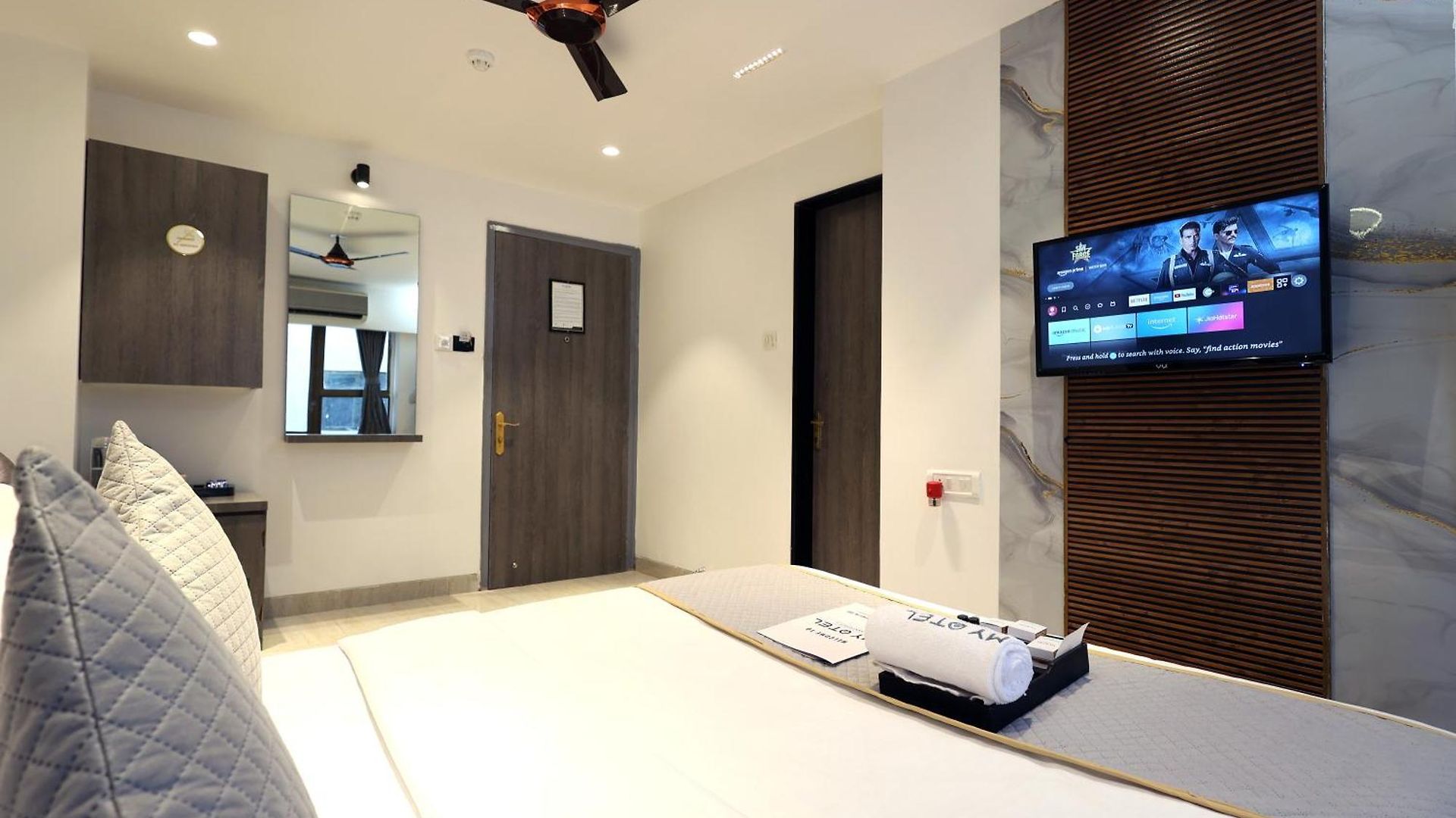 Myotel - Andheri Hotel