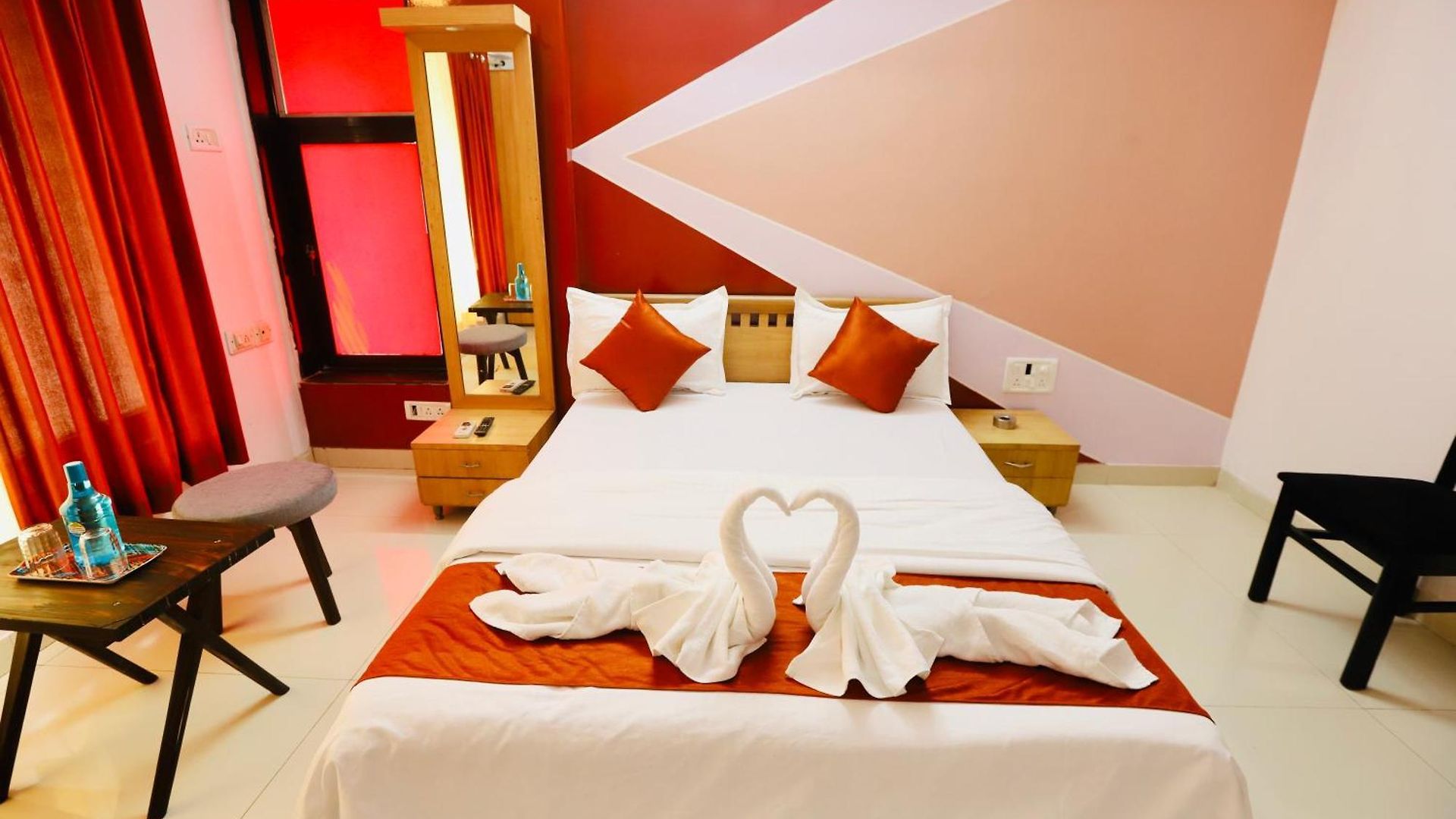 Bed & Breakfast Dev Shelter Malad West