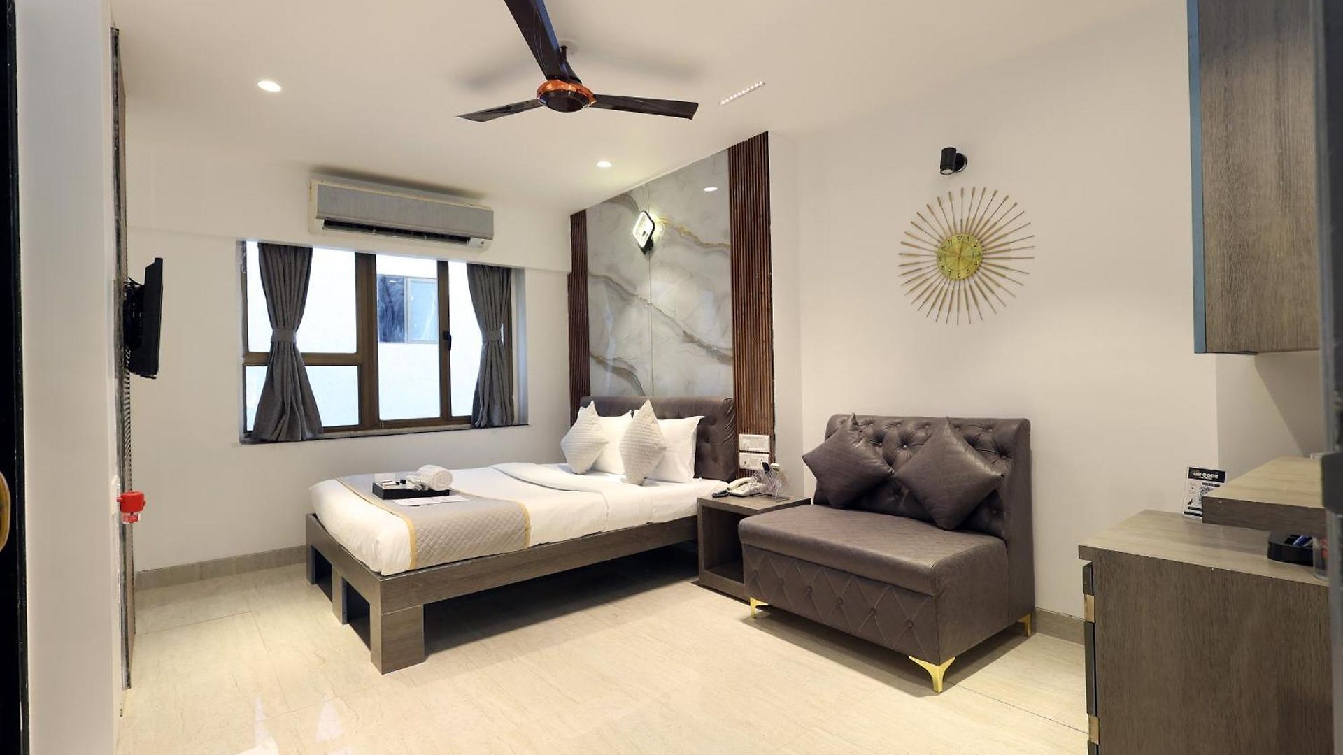 Myotel - Andheri Hotel