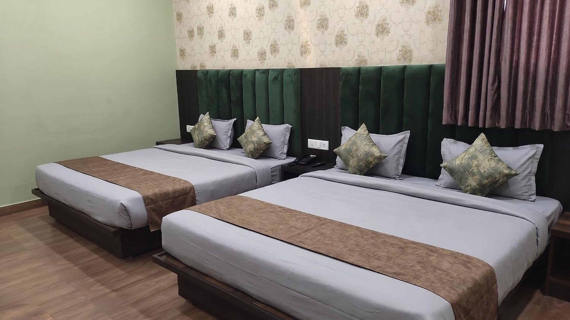 Fabhotels Ravelle Hotel 4*