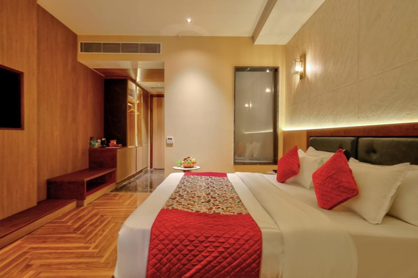 Hotel The Opulence
