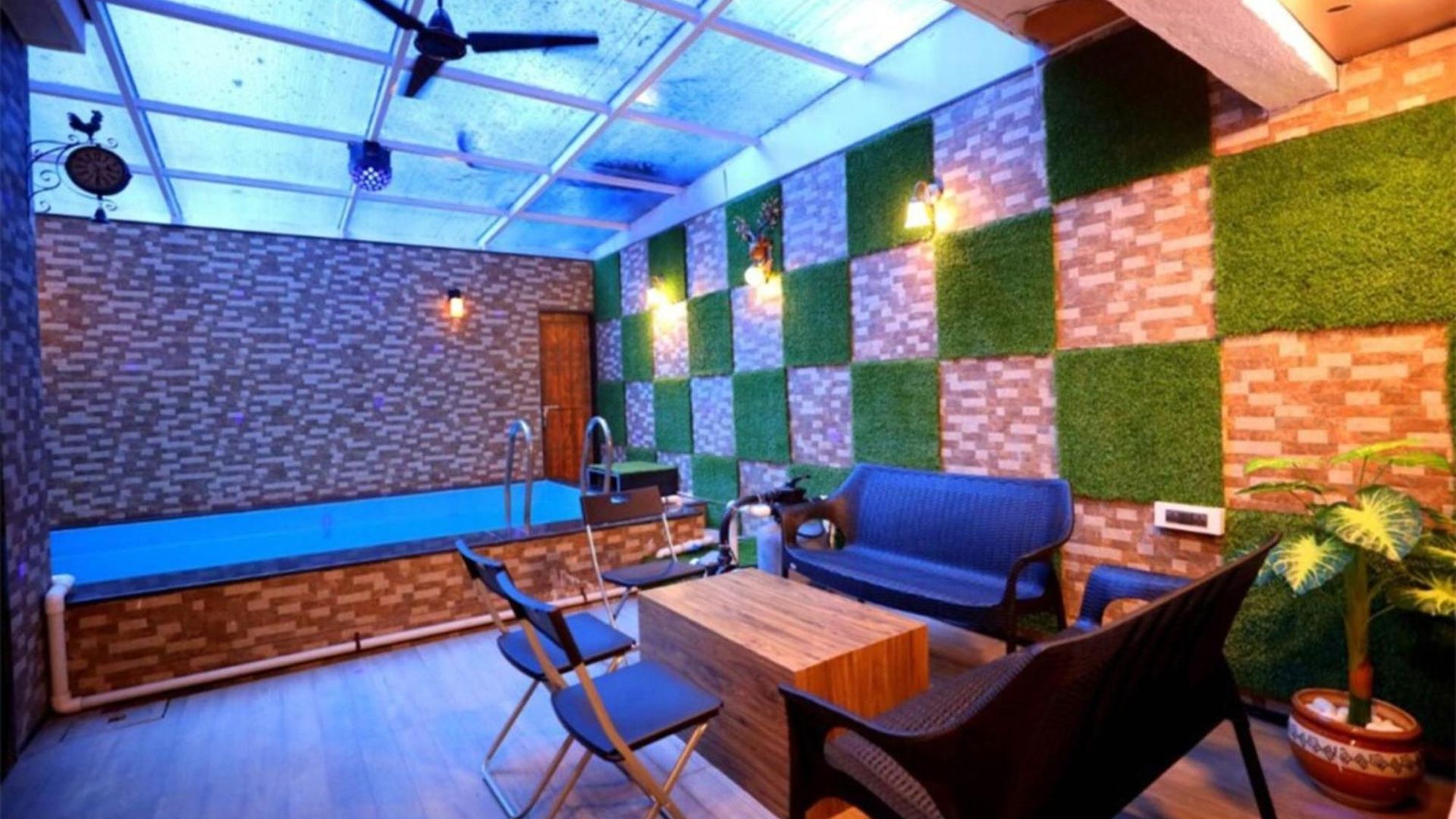 Luxurious 4 Bedroom Private Pool At Kandivali East, Mumbai