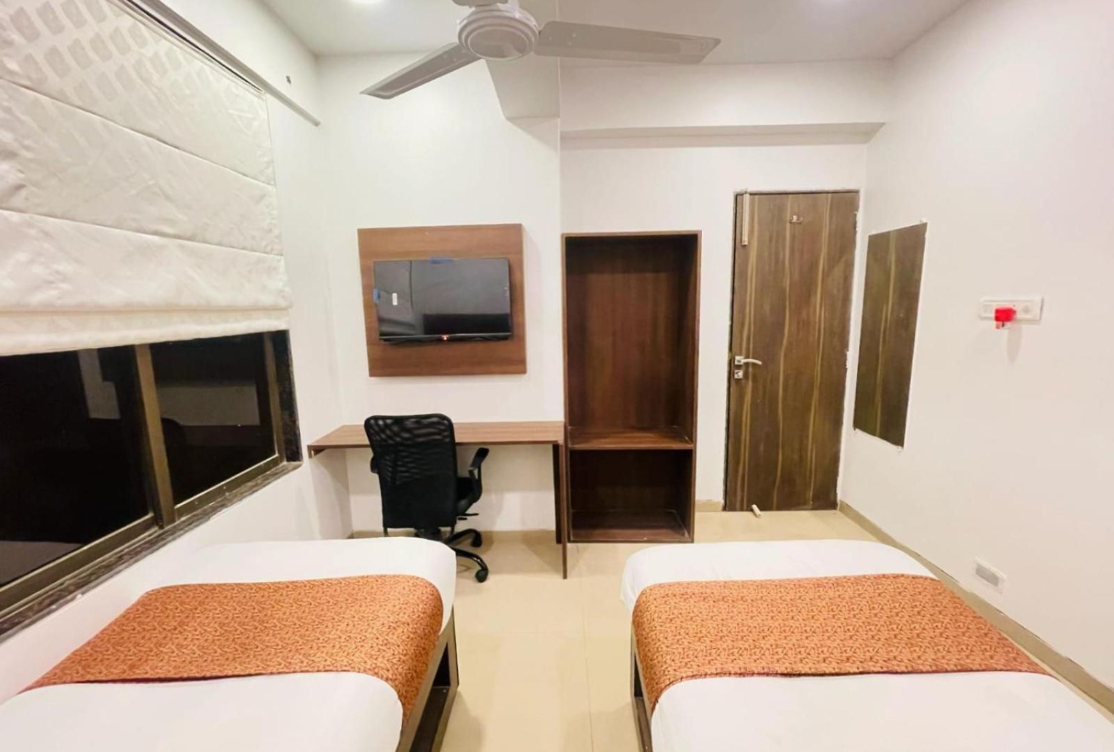 Hotel Amfahh Mumbai