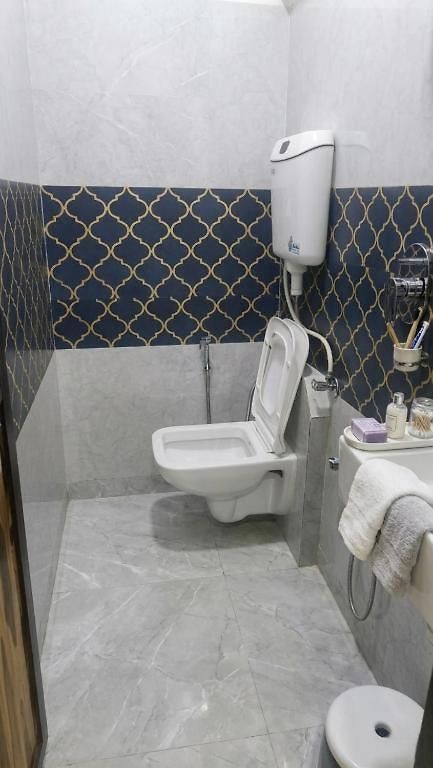 Gloww Star - Nr Csmt Railway Station & Hajj House - South Hotel 4*