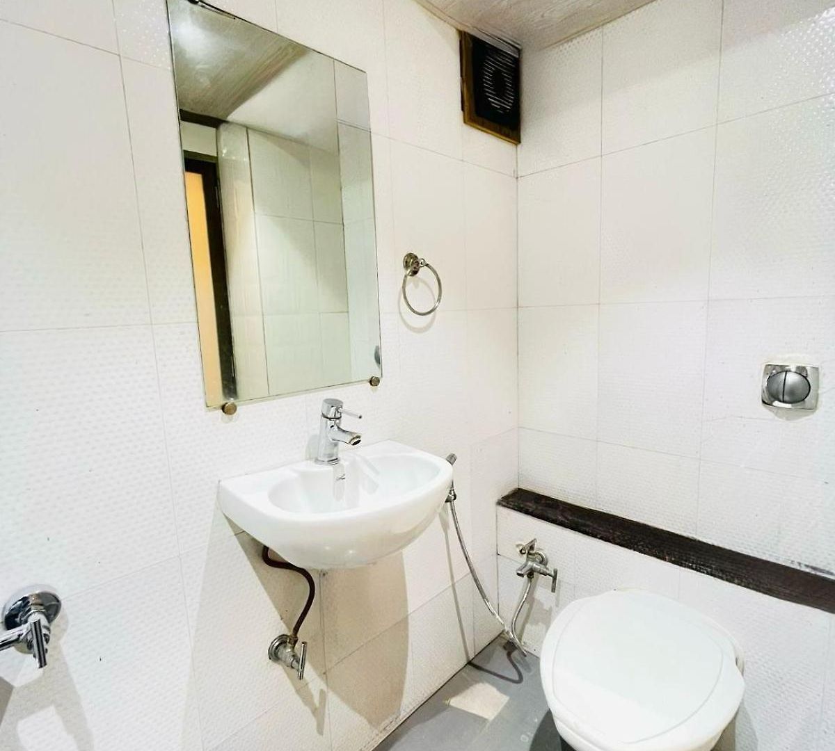 Hotel Amfahh Mumbai