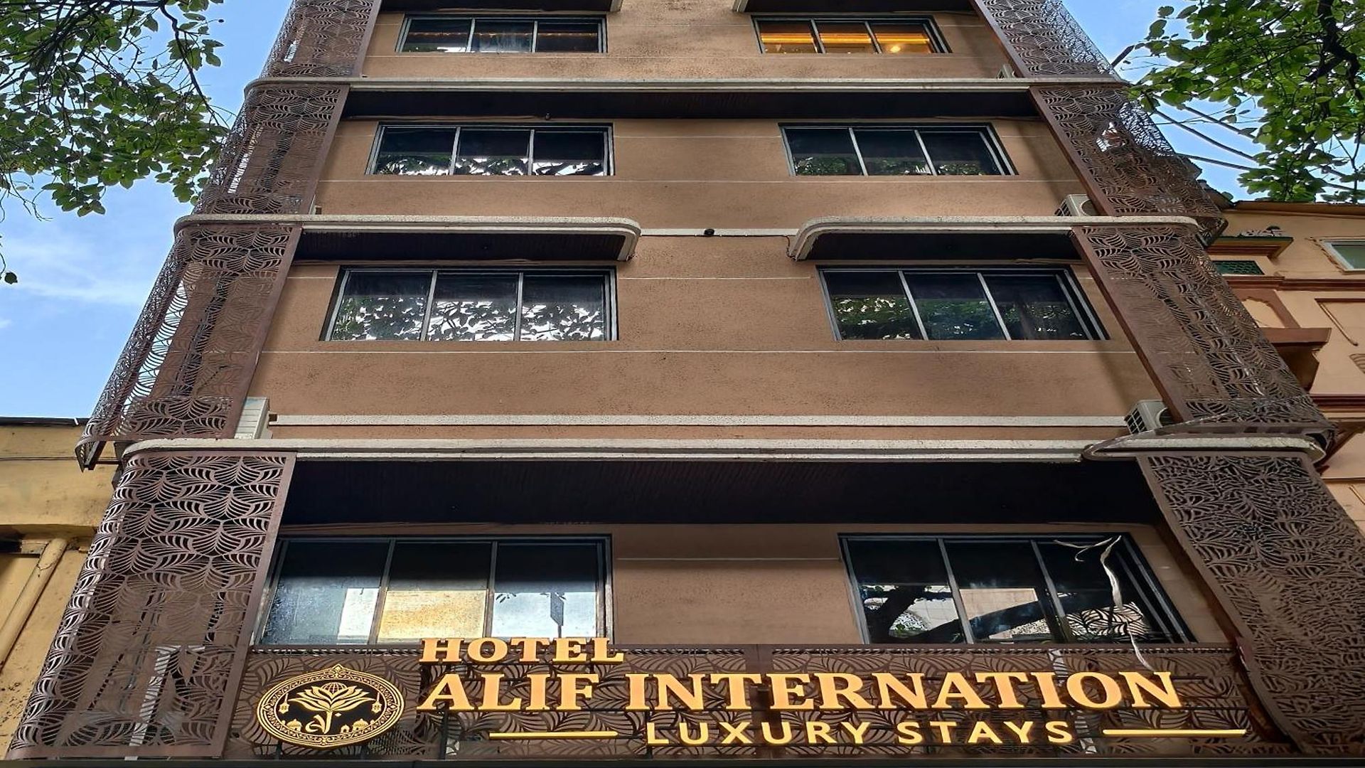 Hotel Alif International 3*