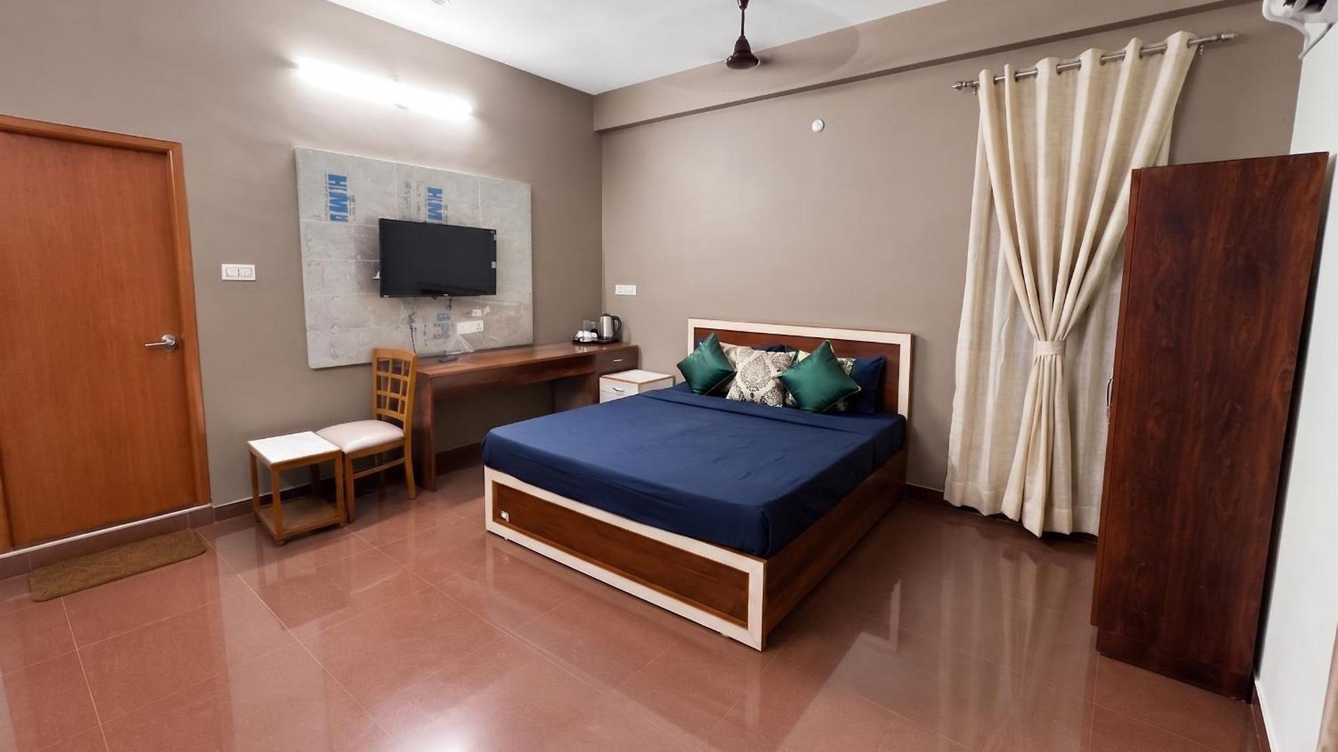 Fabhotels Amberwick Mumbai