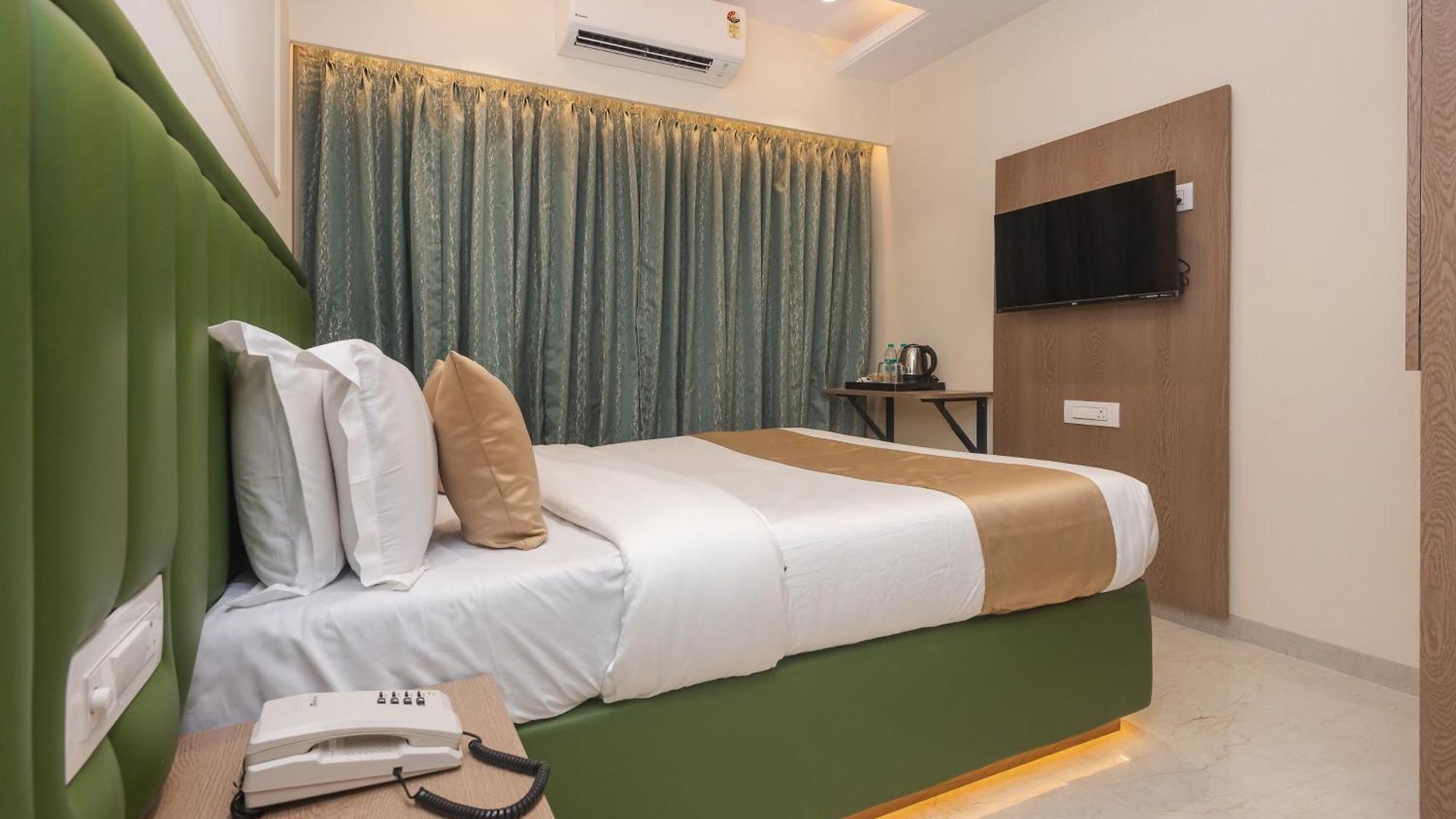 Hotel Alif International