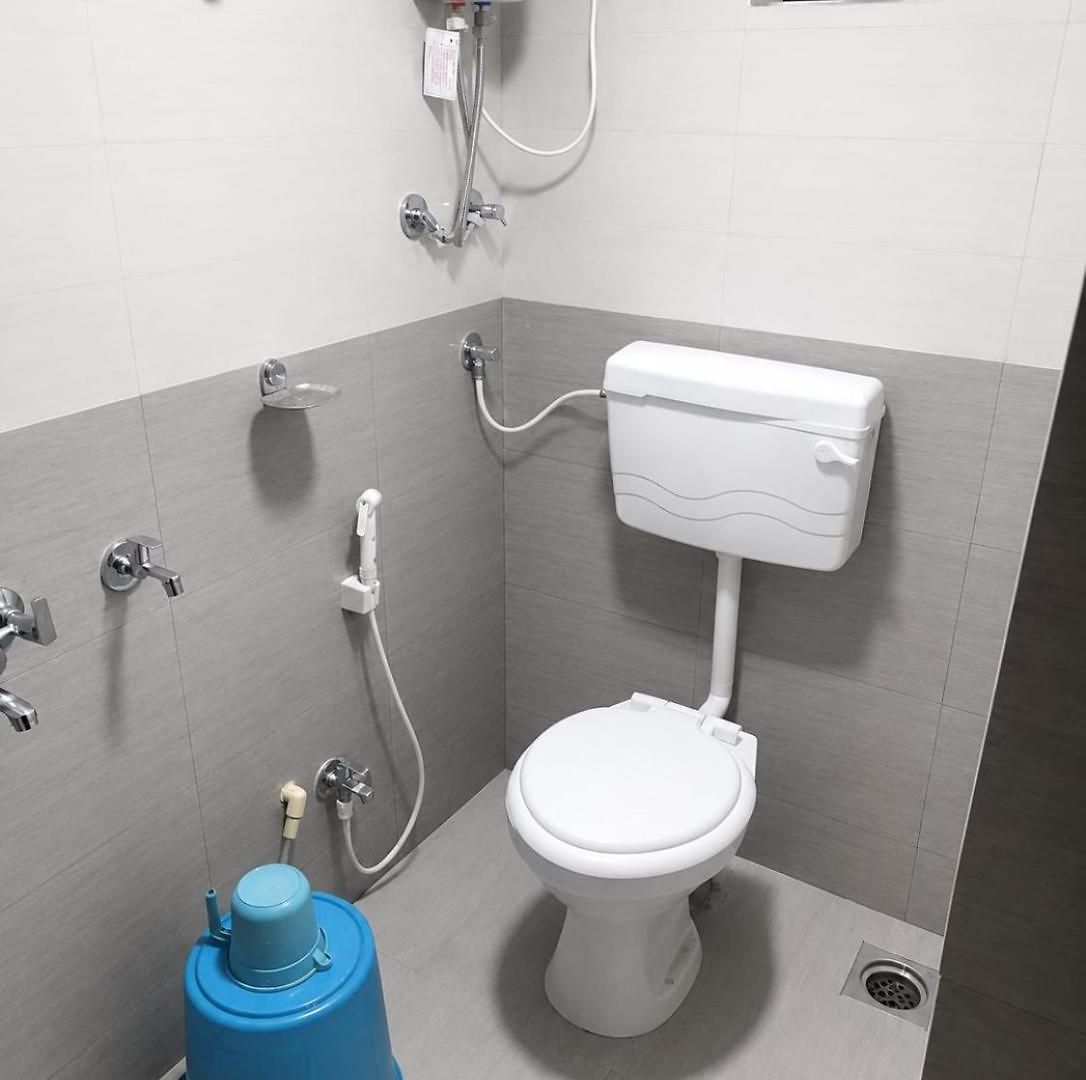 Royal Residency - Near Khar Station Hotel 2*