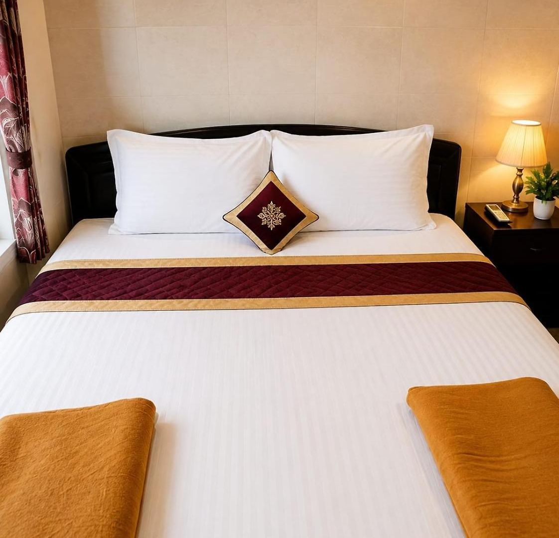 Hotel Royal Residency - Near Khar Station 2*