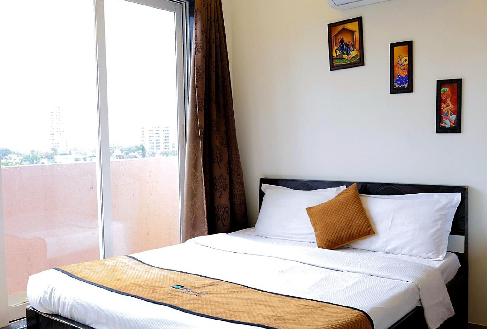 Pinaki Comfort * Mumbai