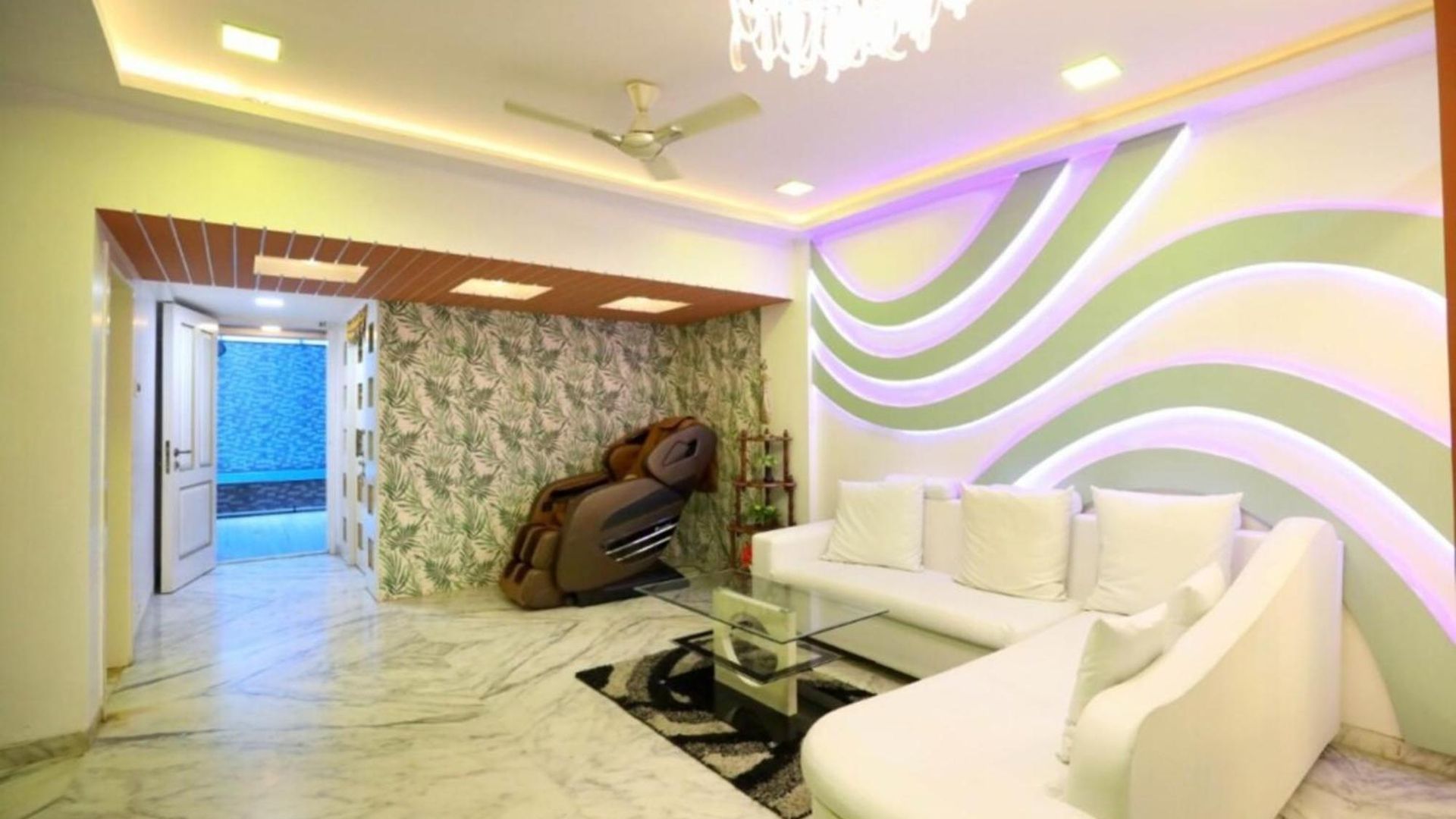 Luxurious 4 Bedroom Private Pool At Kandivali East, *